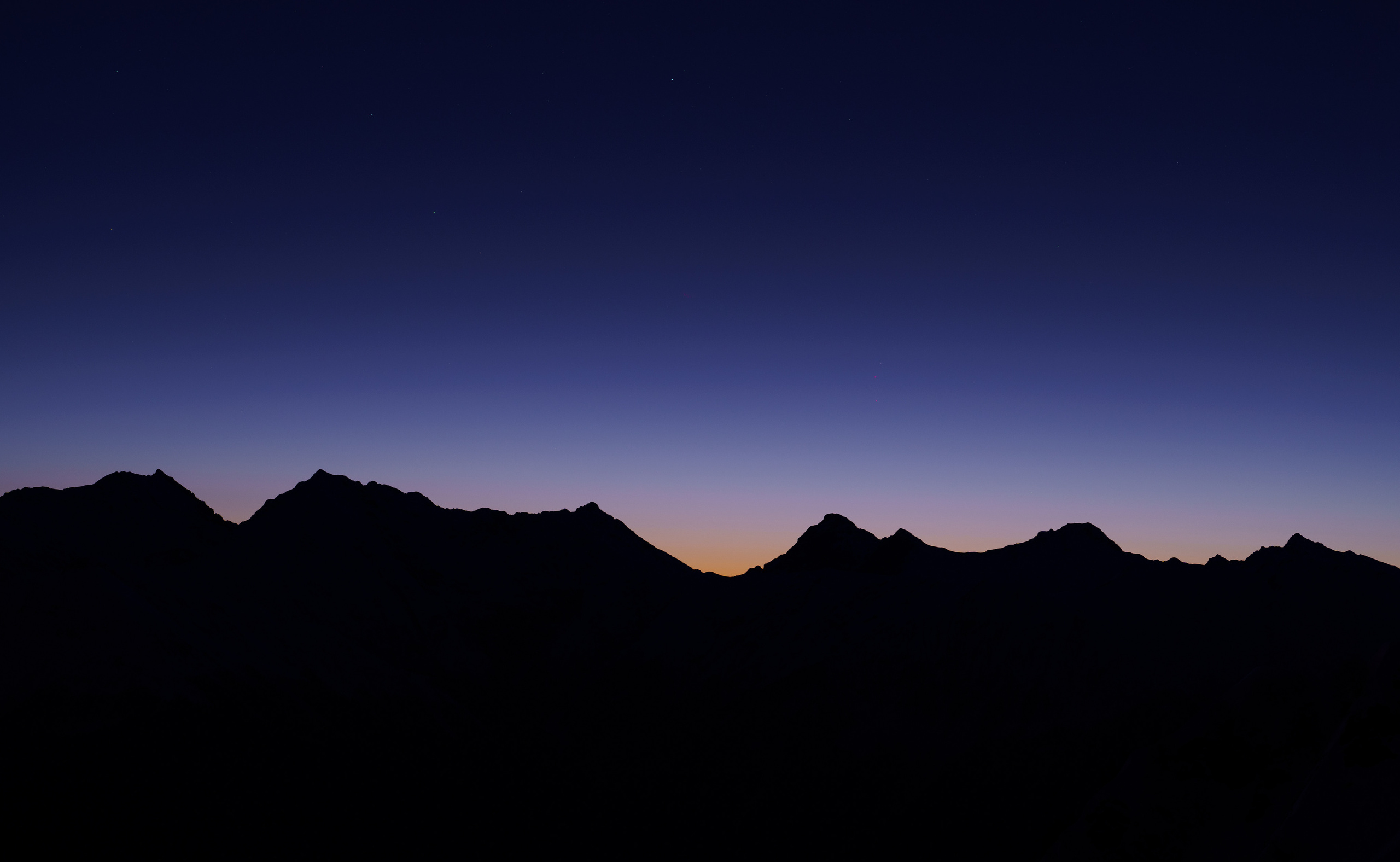 Рассвет в горах «Приют Ветров» 2256 м. Фотограф на Пхукете Илья PERELUDE©