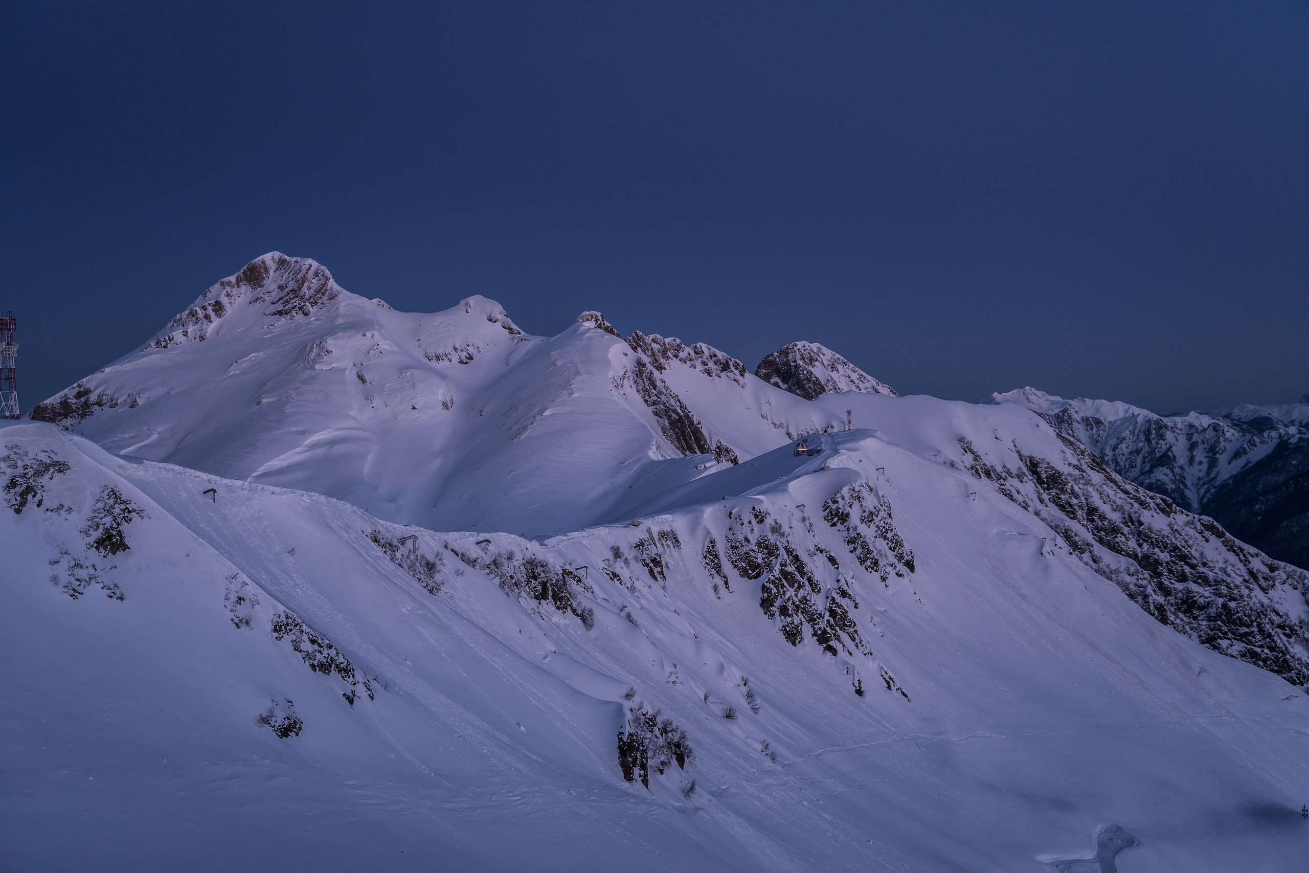Рассвет в горах «Приют Ветров» 2256 м. Фотограф на Пхукете Илья PERELUDE©