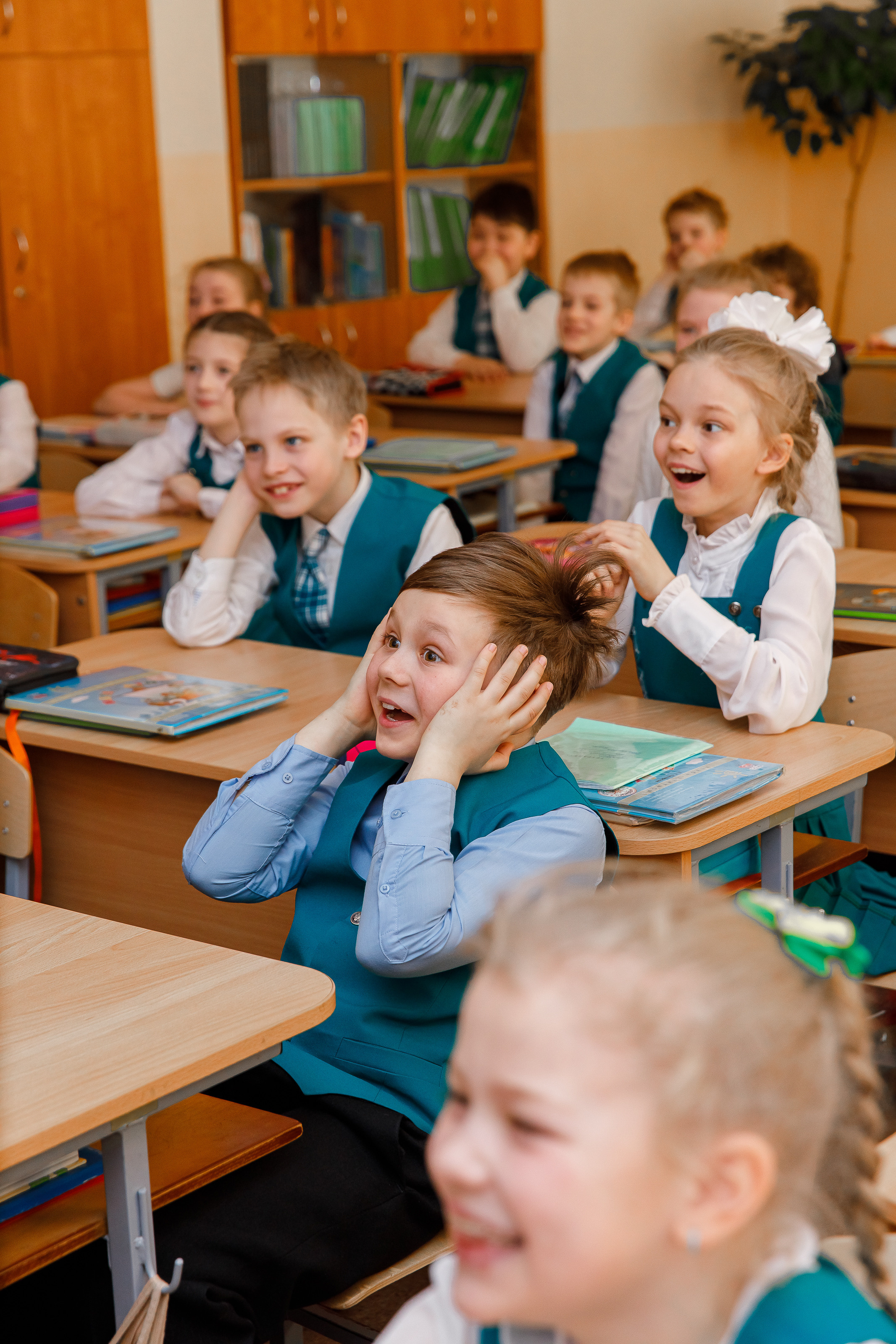 Школьный репортаж + портреты. Маша Гонтарь Семейный домашний репортажный фотограф в Санкт-Петербурге