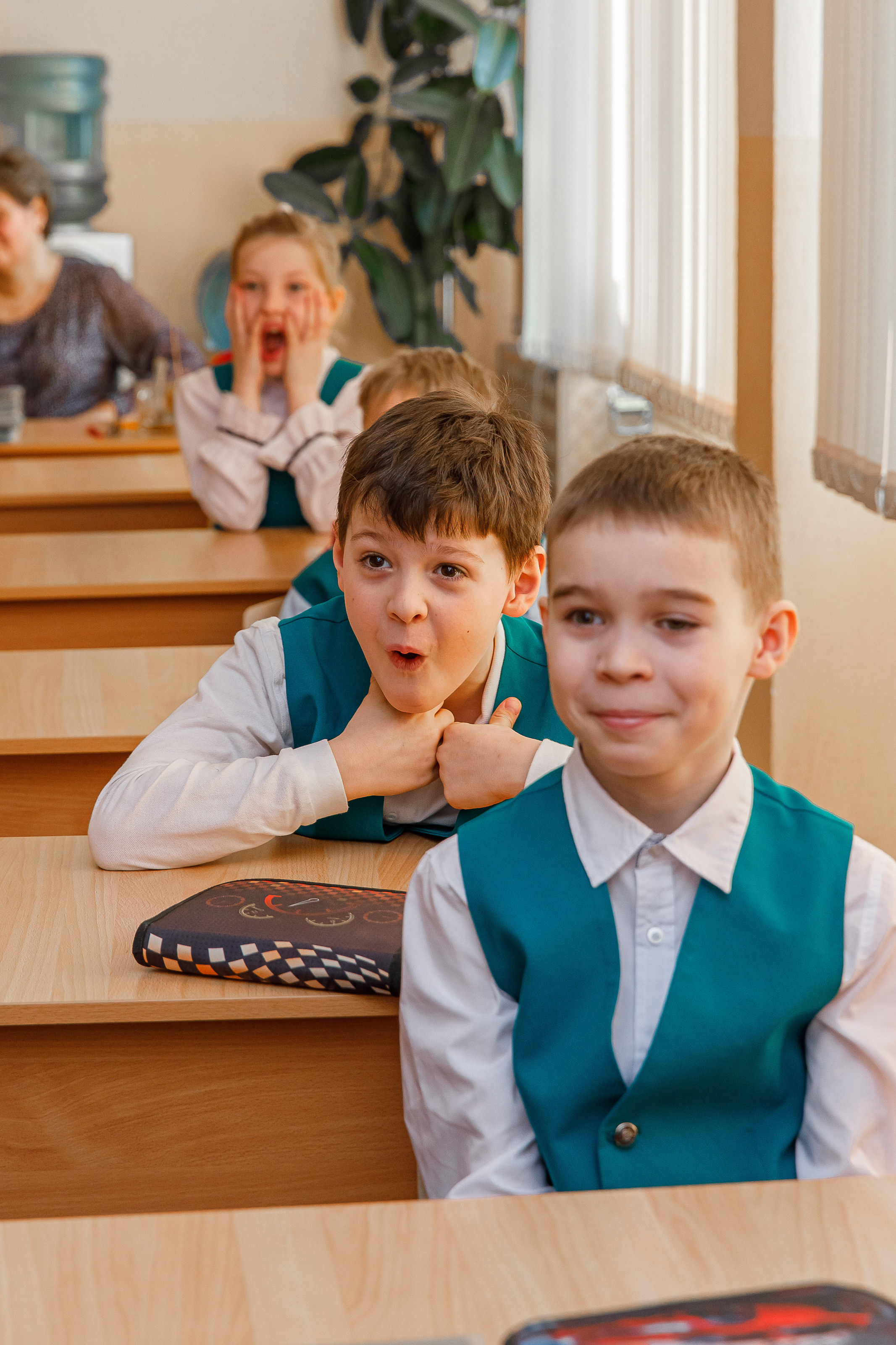 Школьный репортаж + портреты. Маша Гонтарь Семейный домашний репортажный фотограф в Санкт-Петербурге