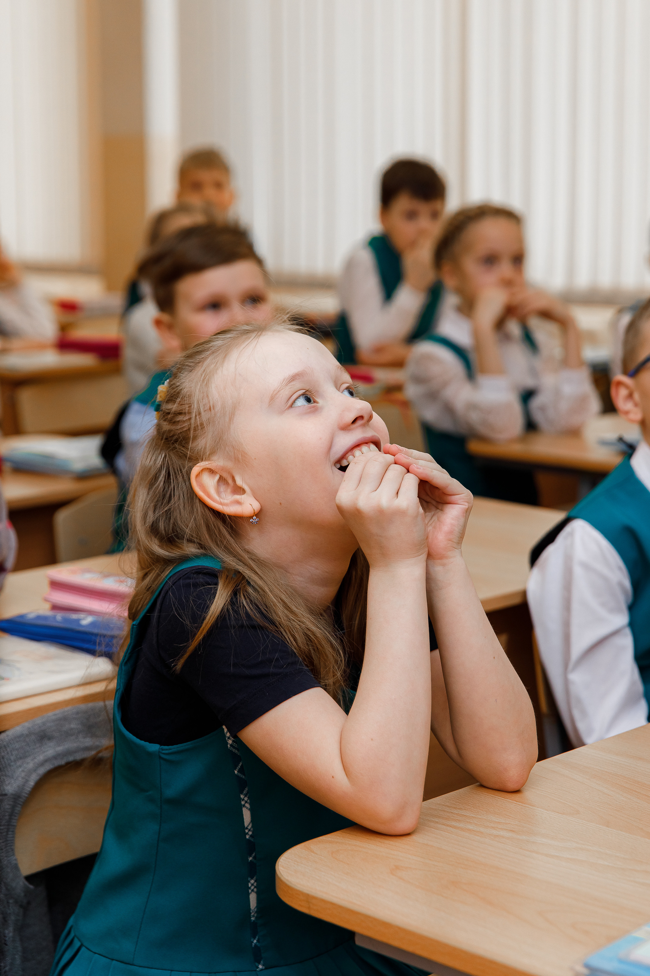 Школьный репортаж + портреты. Маша Гонтарь Семейный домашний репортажный фотограф в Санкт-Петербурге