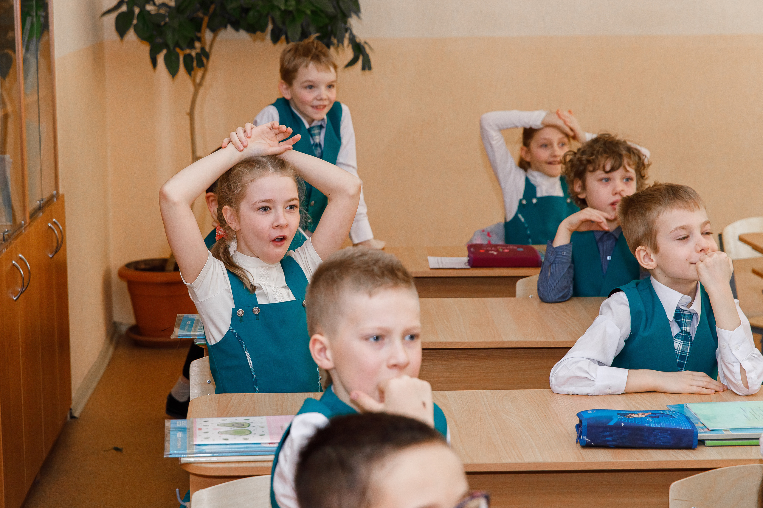 Школьный репортаж + портреты. Маша Гонтарь Семейный домашний репортажный фотограф в Санкт-Петербурге