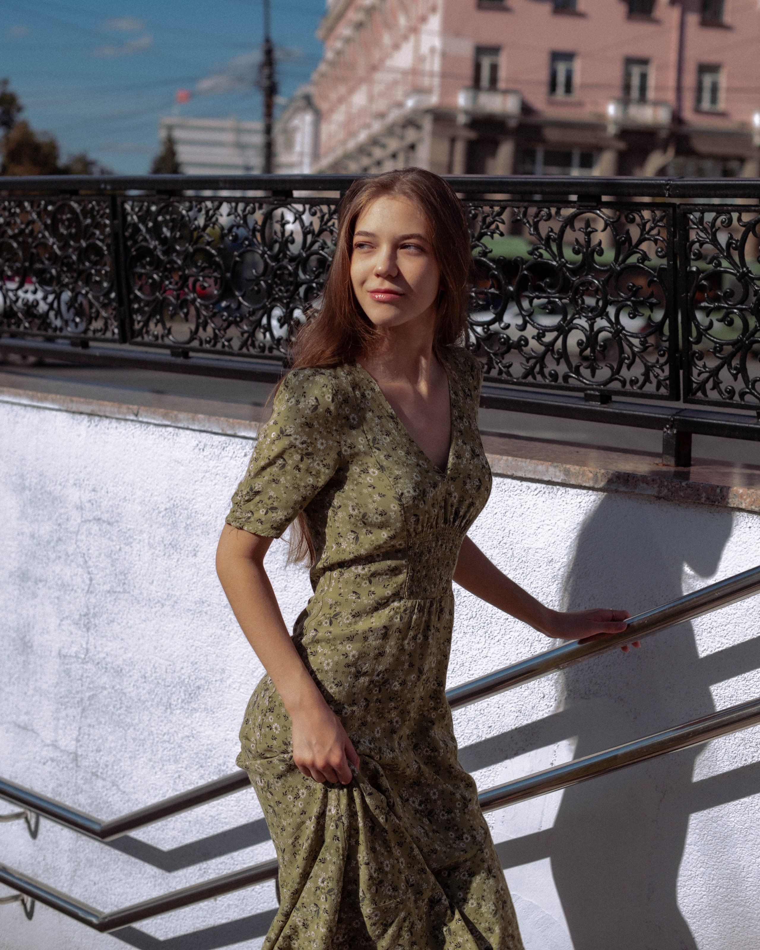 Ася. Женский фотограф. Создатель украшений ручной работы. Модель