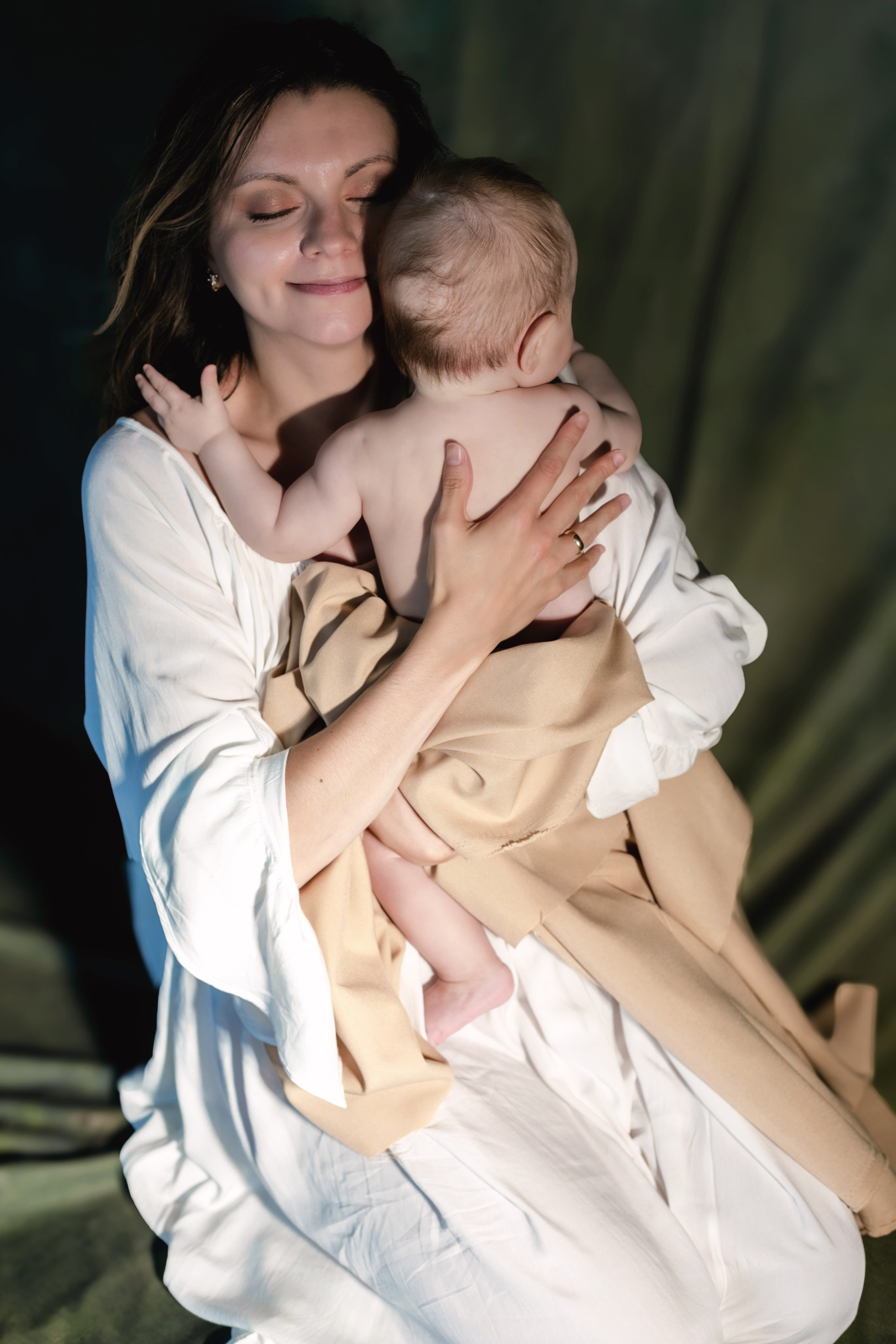 Мадонна с младенцем. Фотограф в Челябинске