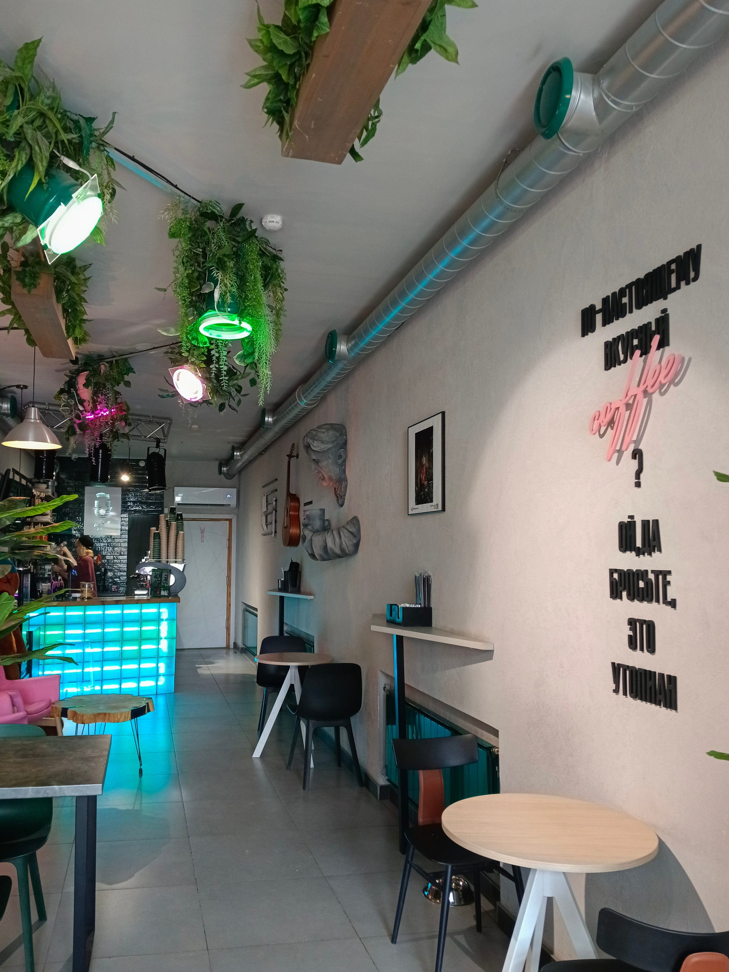 Красная в Новосибирске 8.08.25 — 26.10.25. Фотострелка