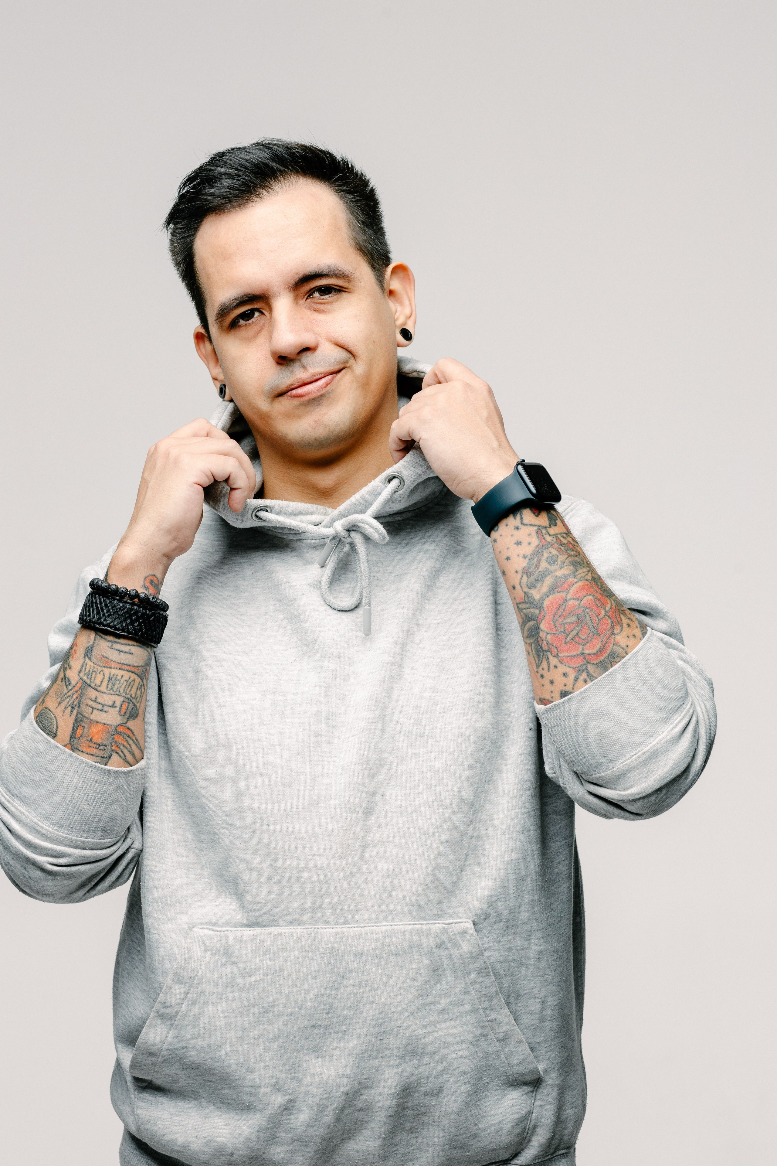 Фотосессия в студии Maison для StandUp комиков в Сочи. Репортажный фотограф в Москве, Сочи и Санкт-Петербурге