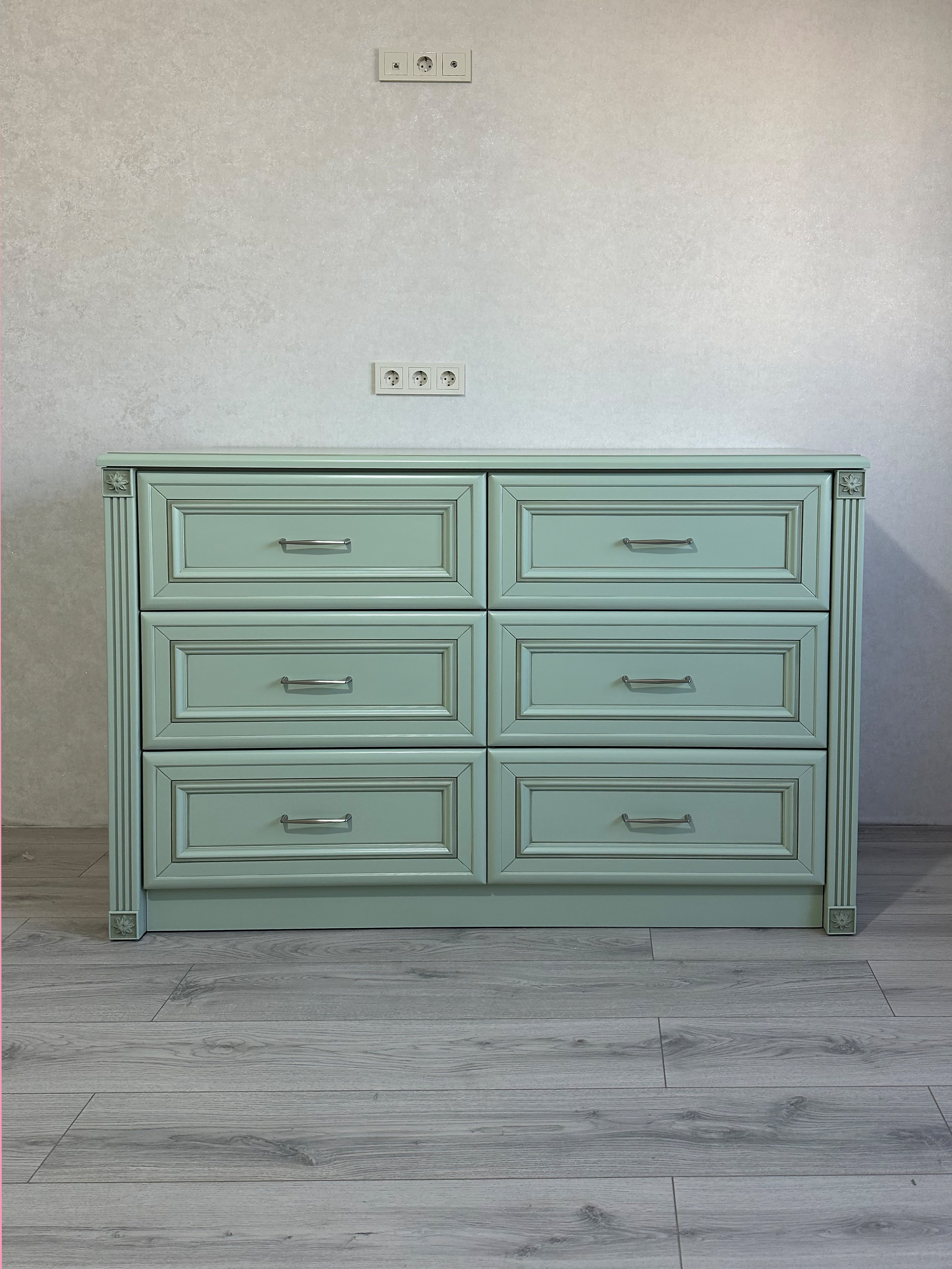 Спальни и гостиные. Мебель на заказ в Евпатории