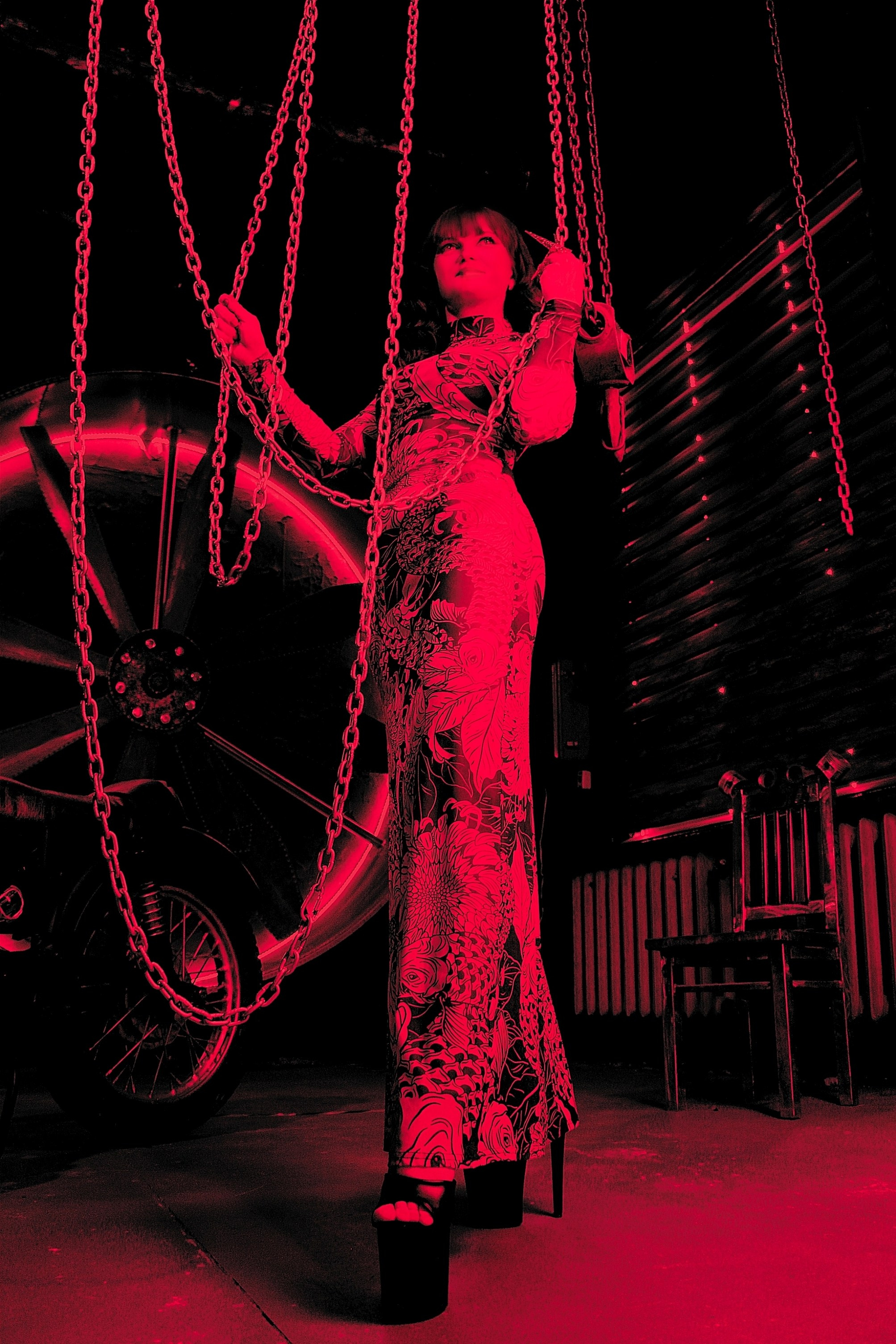 Елена в платье с Драконами…. Творческая, семейная Фотосъемка ДоброДарова Елена Омск