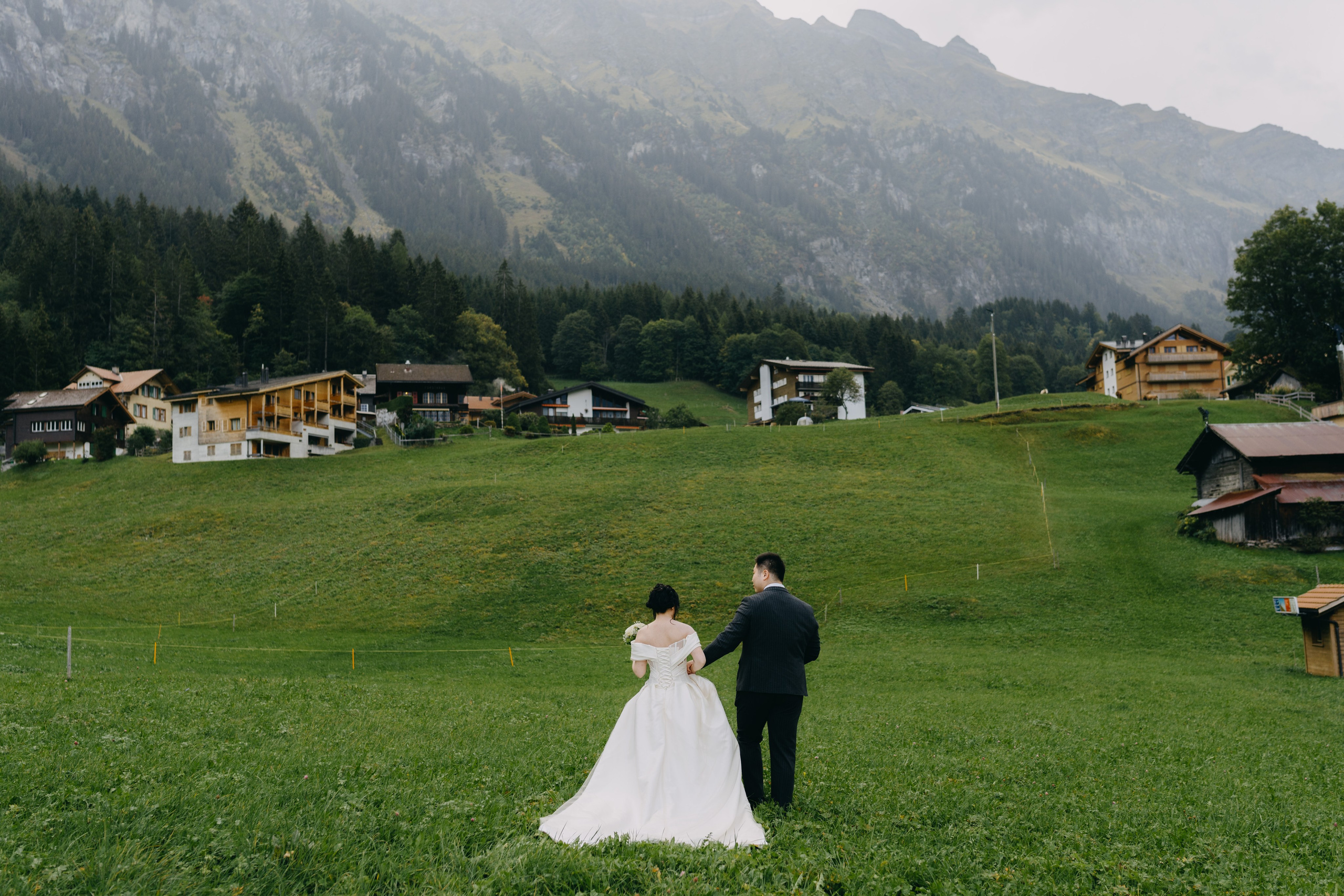 Wedding Photography elopement in Switzerland Europe. Professional Wedding Photographer Geneva & Romande Switzerland | Tanya Creator