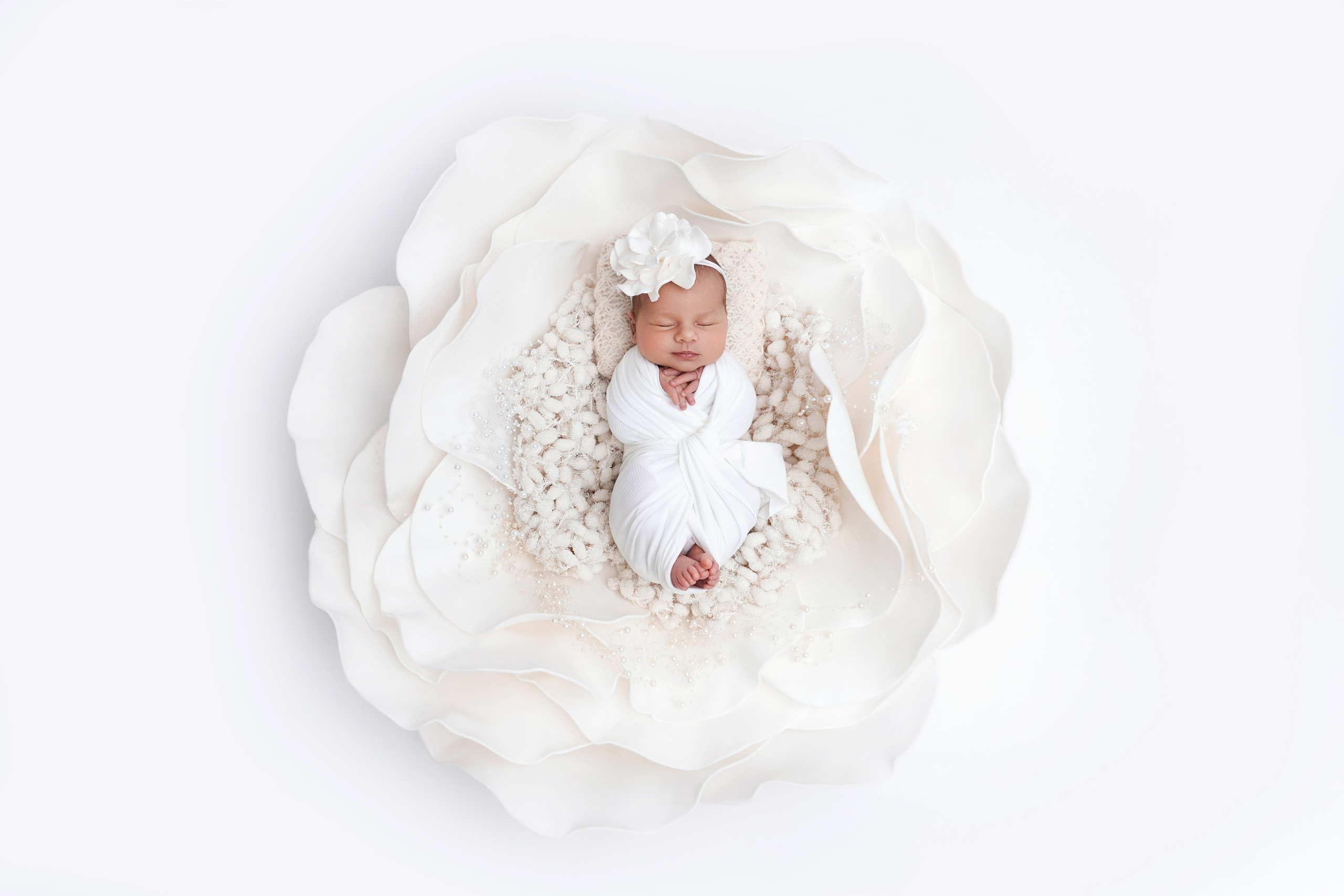 Фотосессия новорожденного (newborn). Фотограф новорожденных, детей до года и беременных в Симферополе