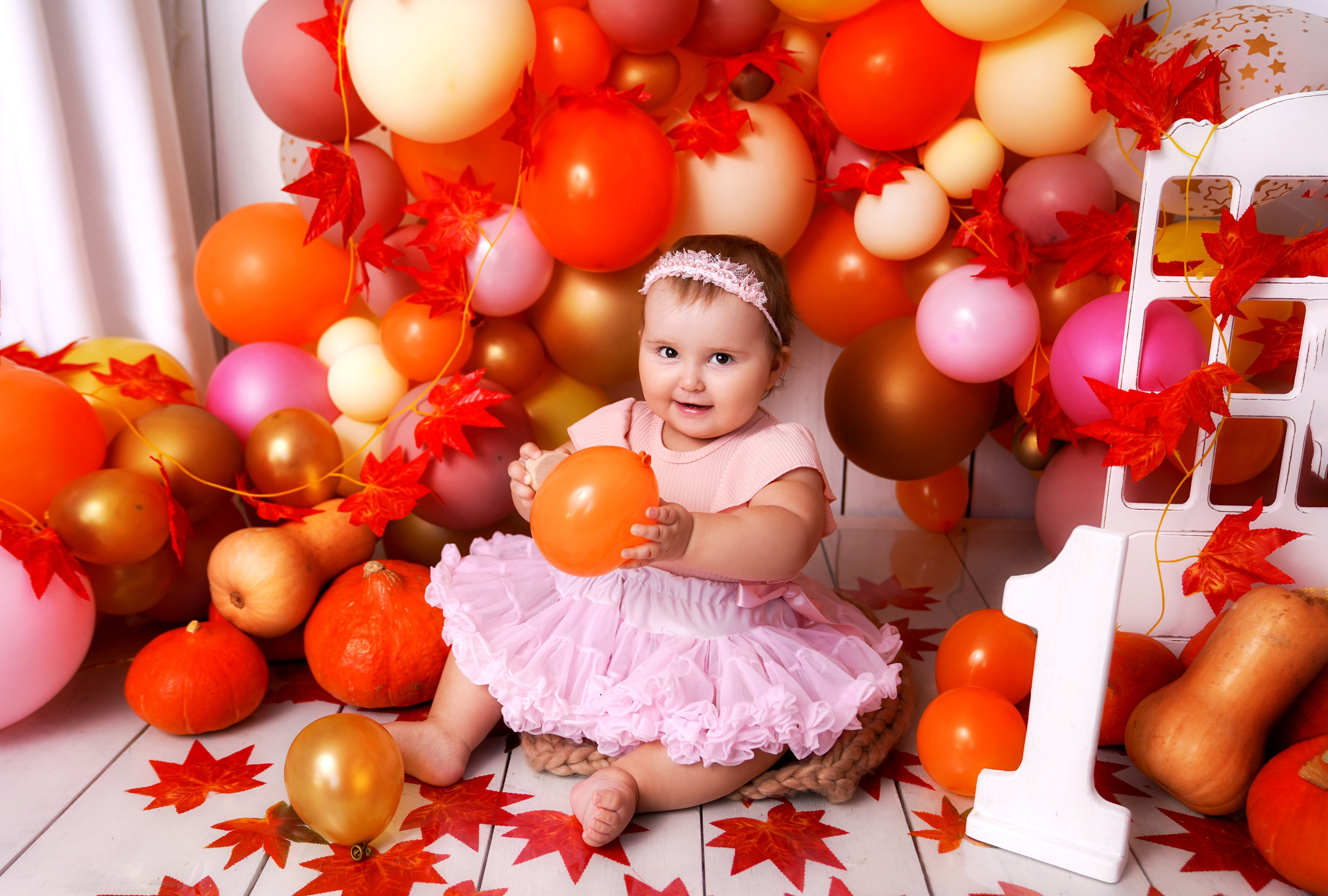 Фотосессия ГОДОВАСИЕ. Фотограф новорожденных, детей до года и беременных в Симферополе