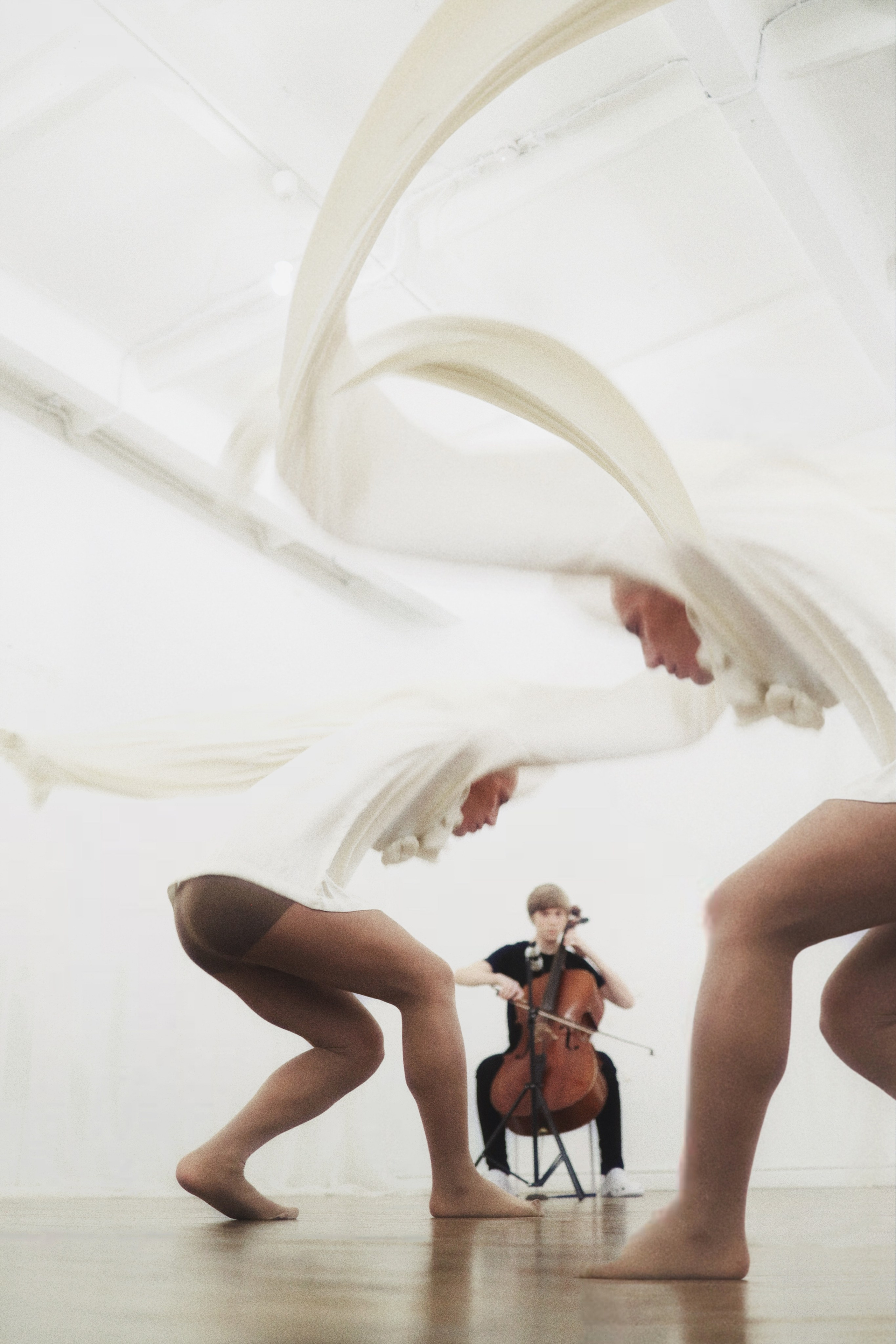 Pavel Alekhin, Clown-mime / Saint-Petersburg 2024. POLINA MÔMOT