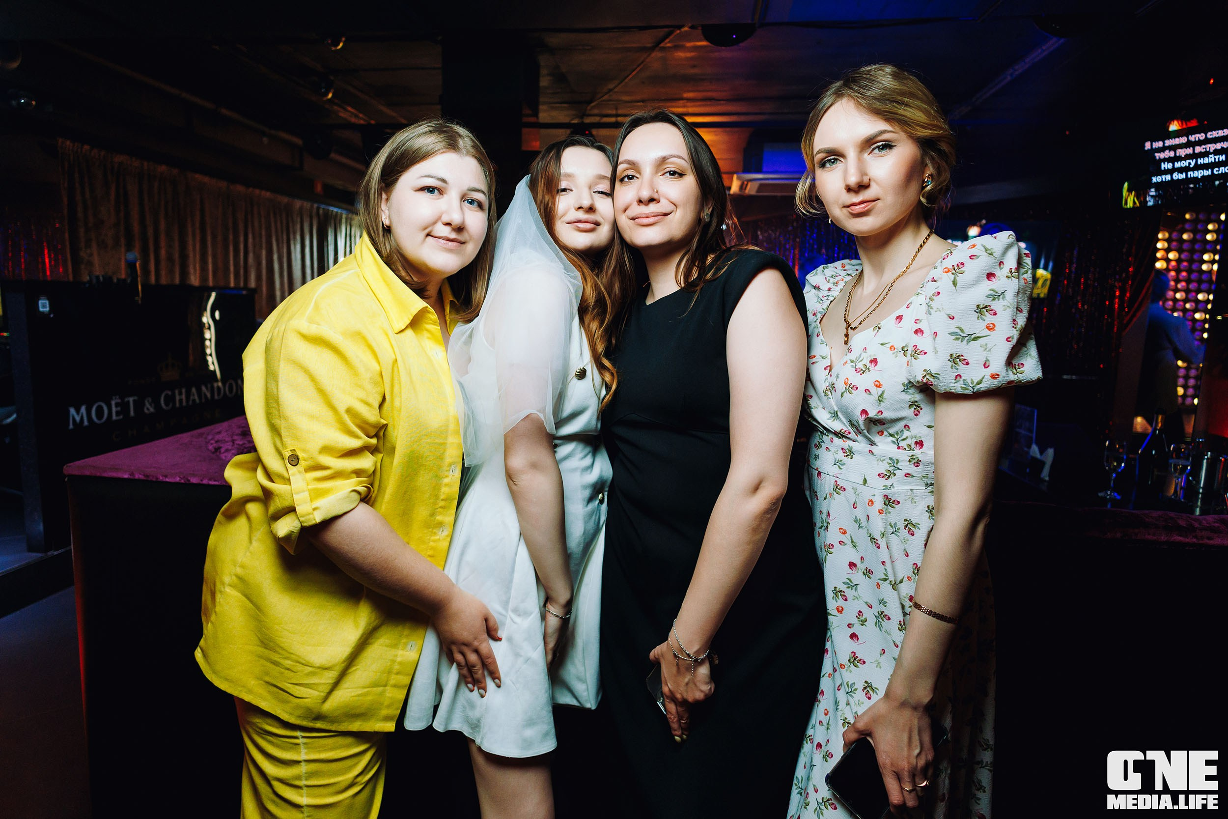 Фоторепортаж из караоке-клуба Эйфория. One Media Life: фоторепортажи, фотоотчеты с мероприятий и заведений
