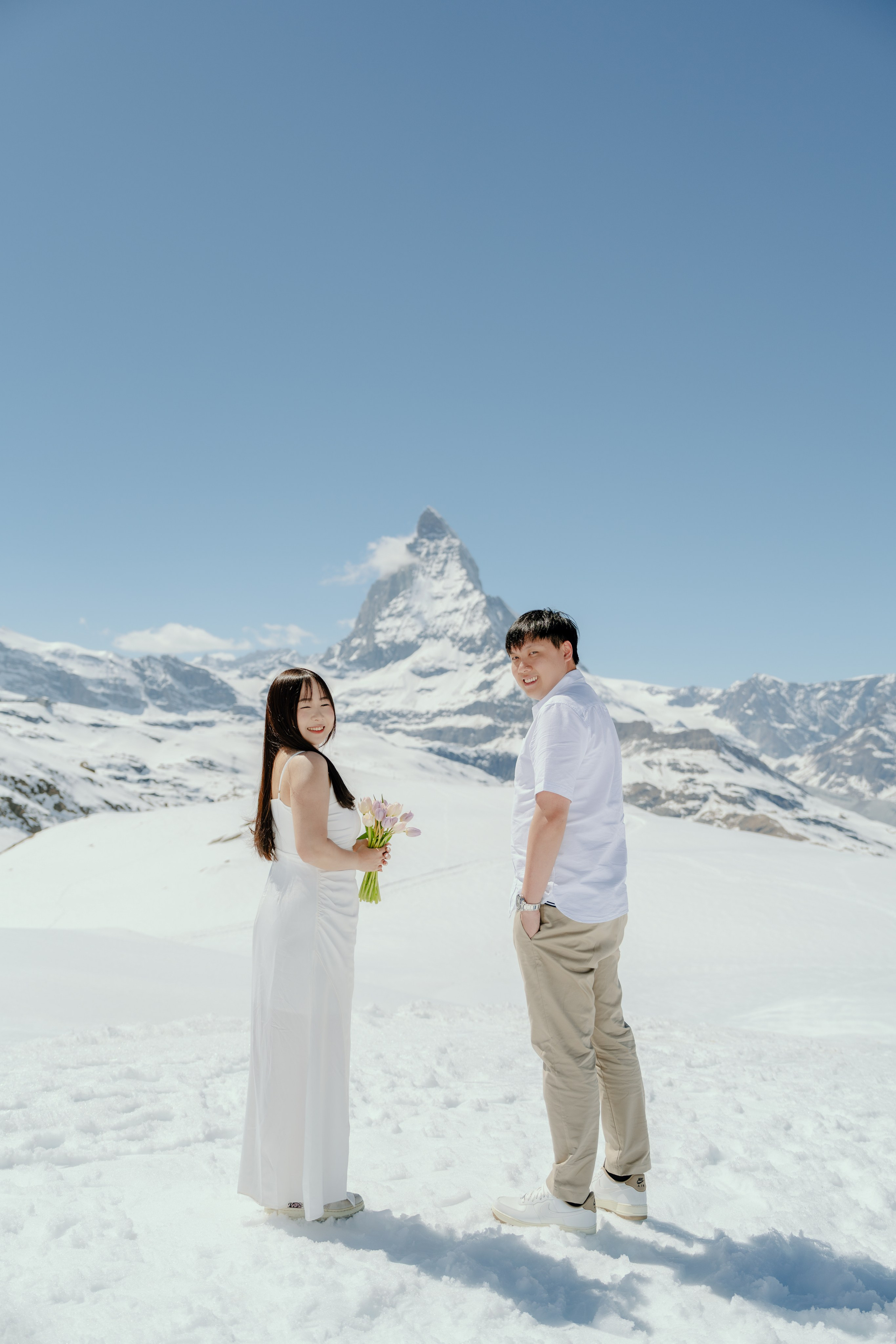 Wedding Photography elopement in Switzerland Europe. Professional Wedding Photographer Geneva & Romande Switzerland | Tanya Creator