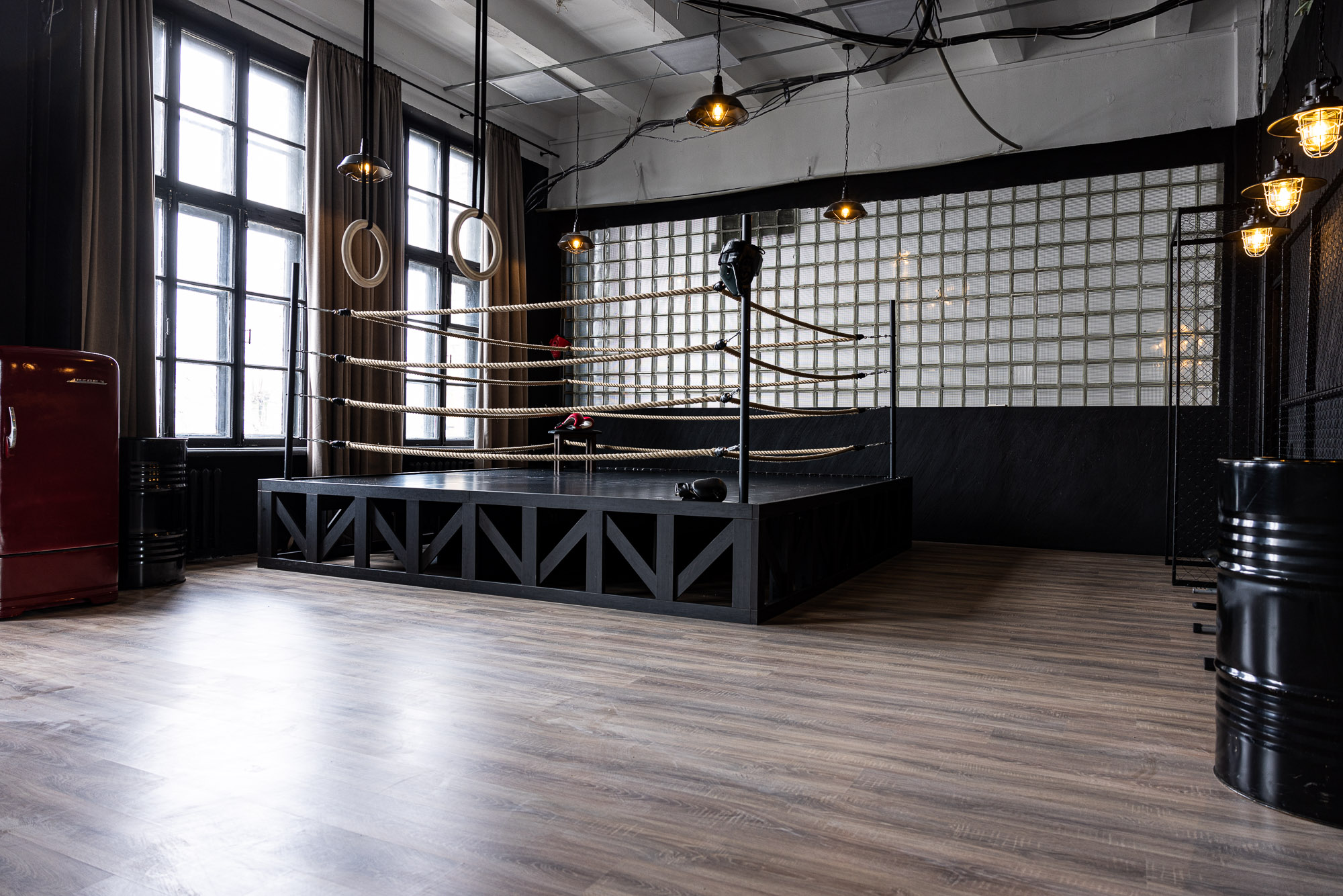 Фотостудия Photohub — всё для комфортной и красивой съёмки. Фотограф в Минске Людмила Дутко