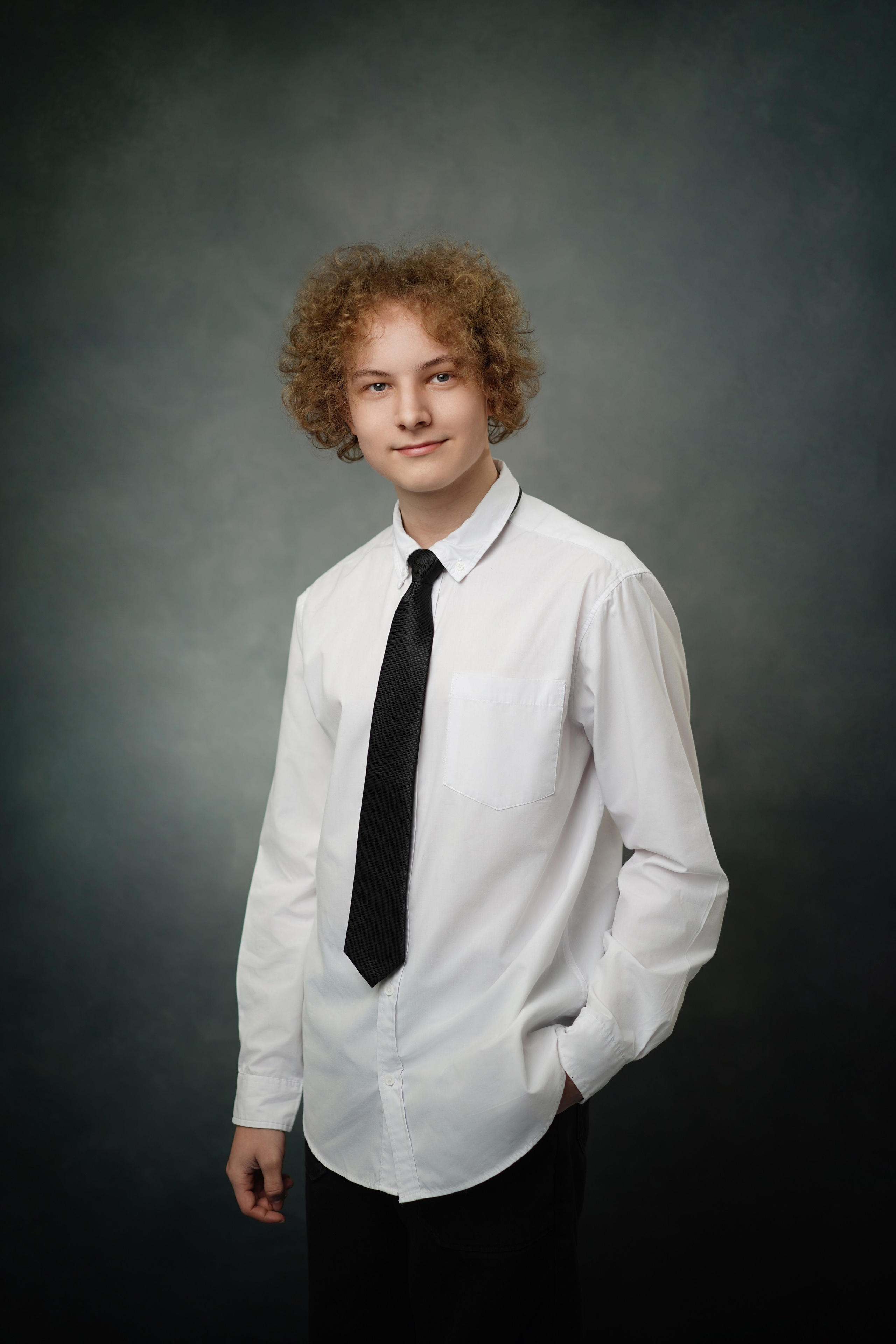 Стиль портрета в студии. GOTRA — выпускные альбомы в Тюмени