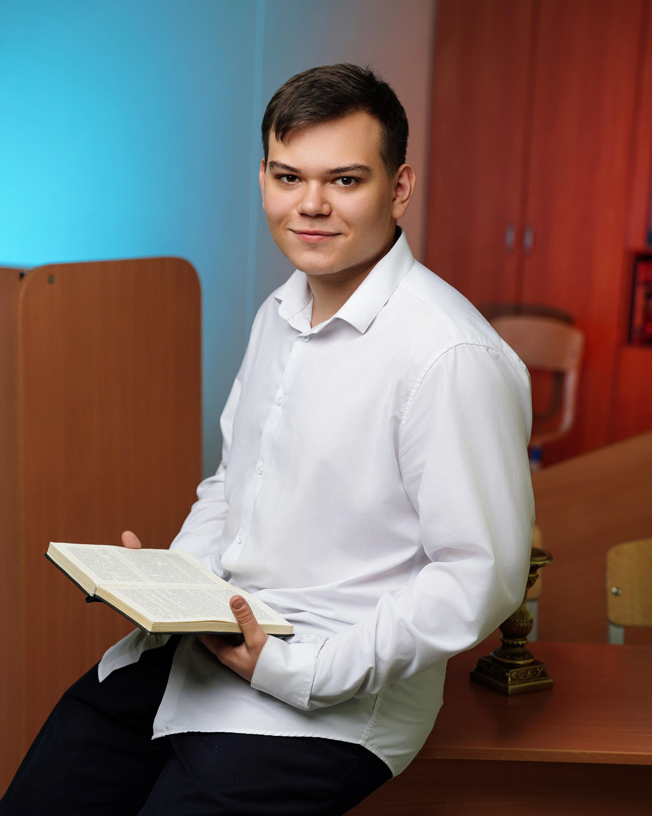 Стиль портрета в школе. GOTRA — выпускные альбомы в Тюмени