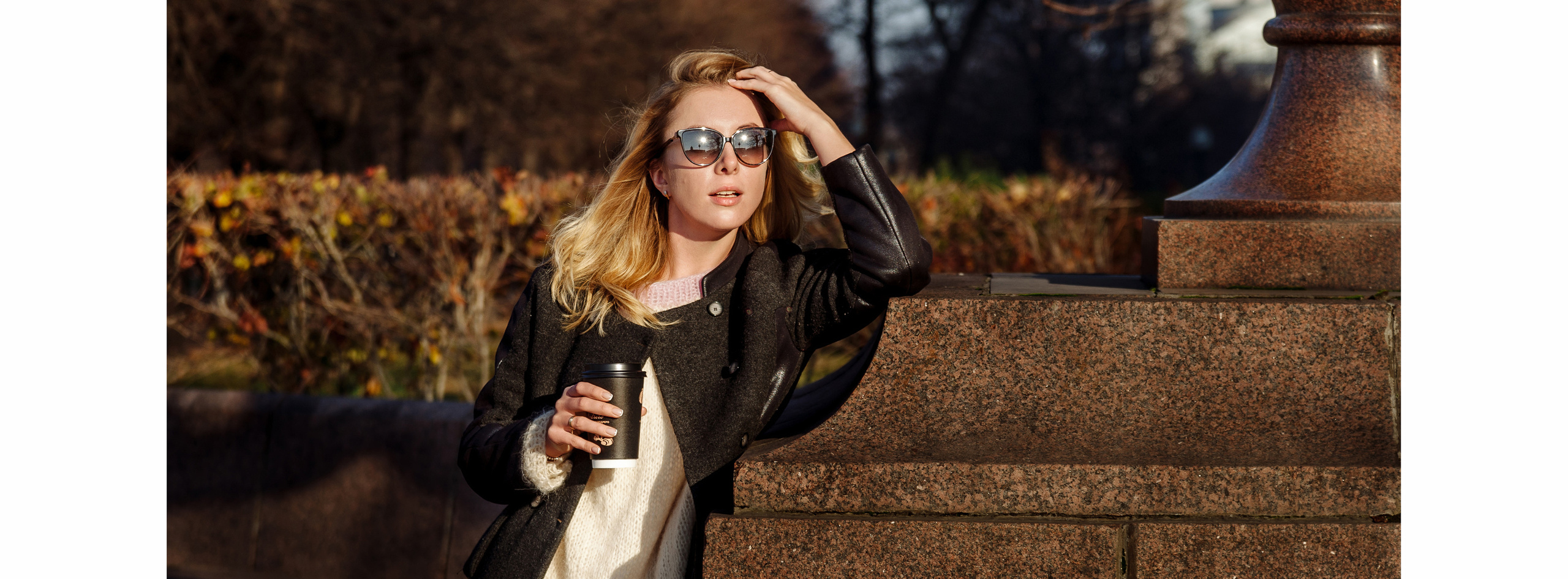 Атмосферное место для фотосессии в сквере Цветной Бульвар. Семейный фотограф в Москве Елена Снегирева