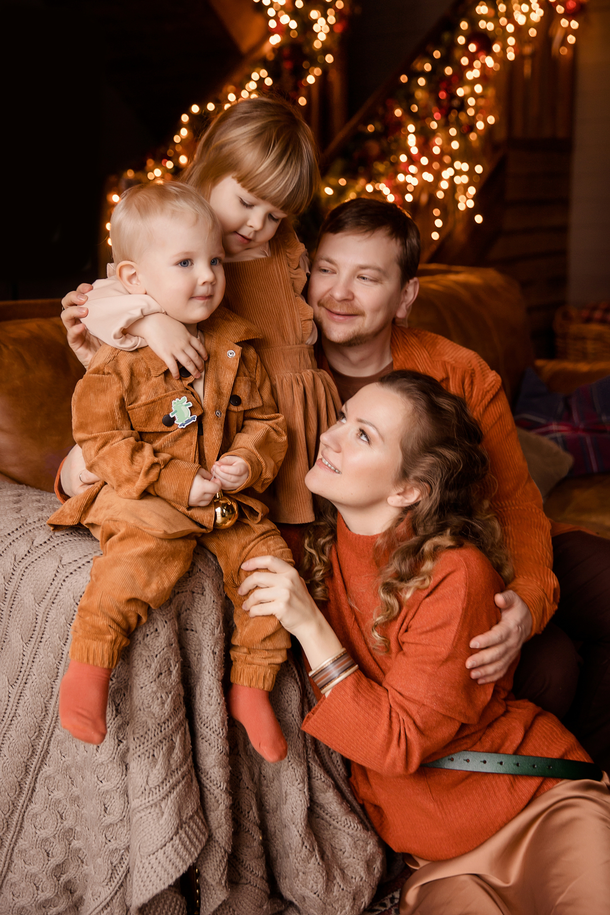 Новогодняя фотосессия с сопровождением стилиста-имиджмейкера, Шале. Семейный и детский фотограф в Москве Вера Ускова