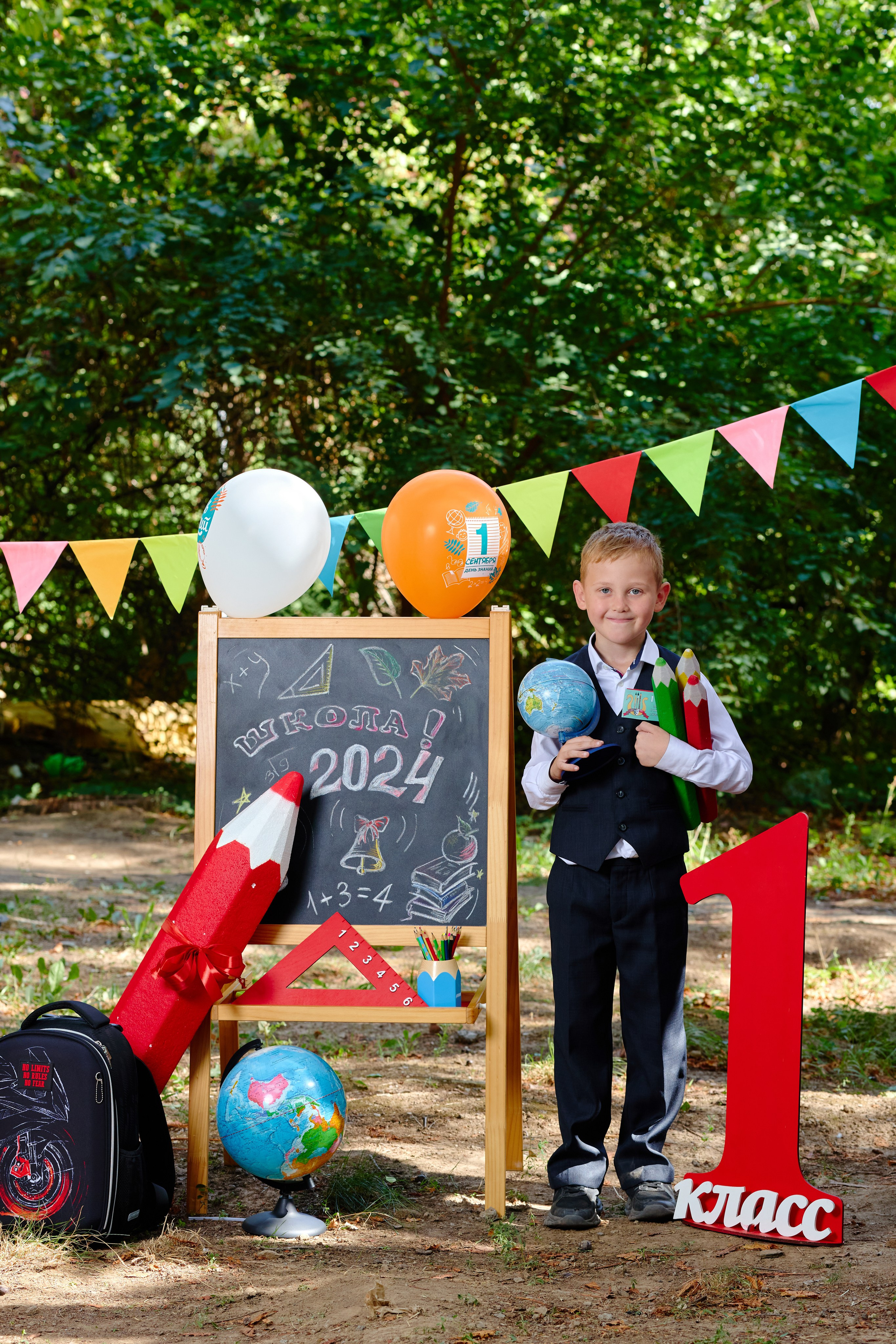 Альбом для 1 класса (персональный). Фотограф Выпускные альбомы Таганрог Сергей Коробченко