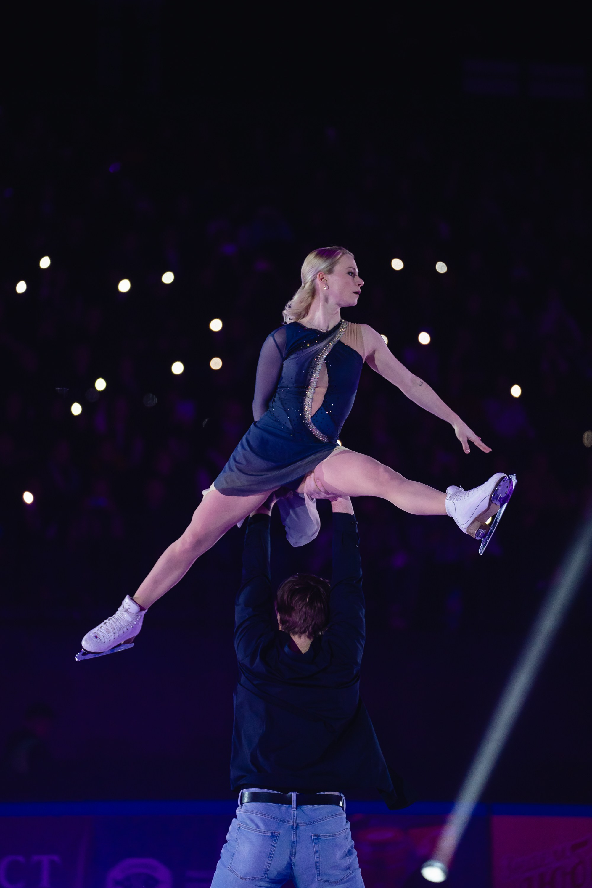 Шоу «Чемпионы на льду» в Новосибирске. Воробьева Ксения — Спортивный и танцевальный фотограф Новосибирск