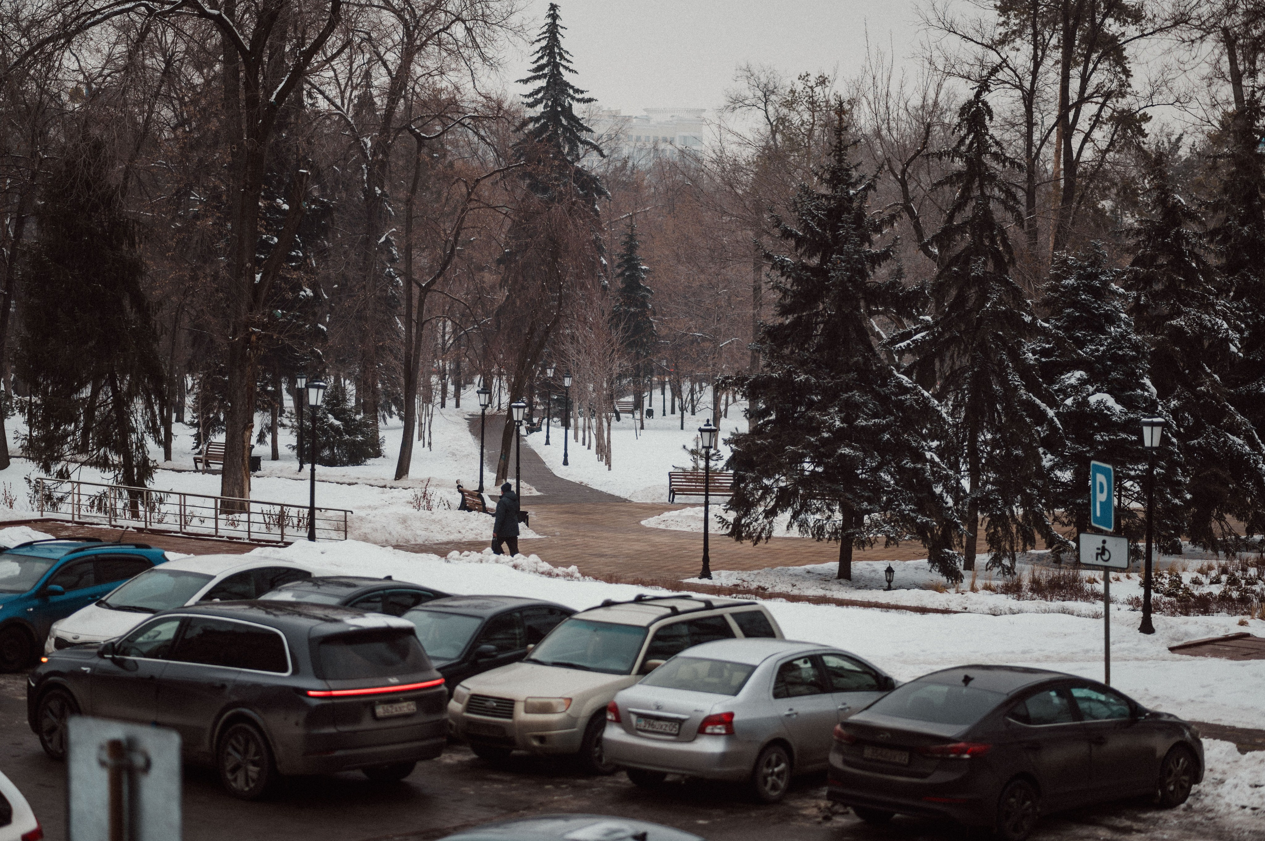 Стрит Алматы: зима 2024. Фотограф в Алматы — Дарья Фёдорова