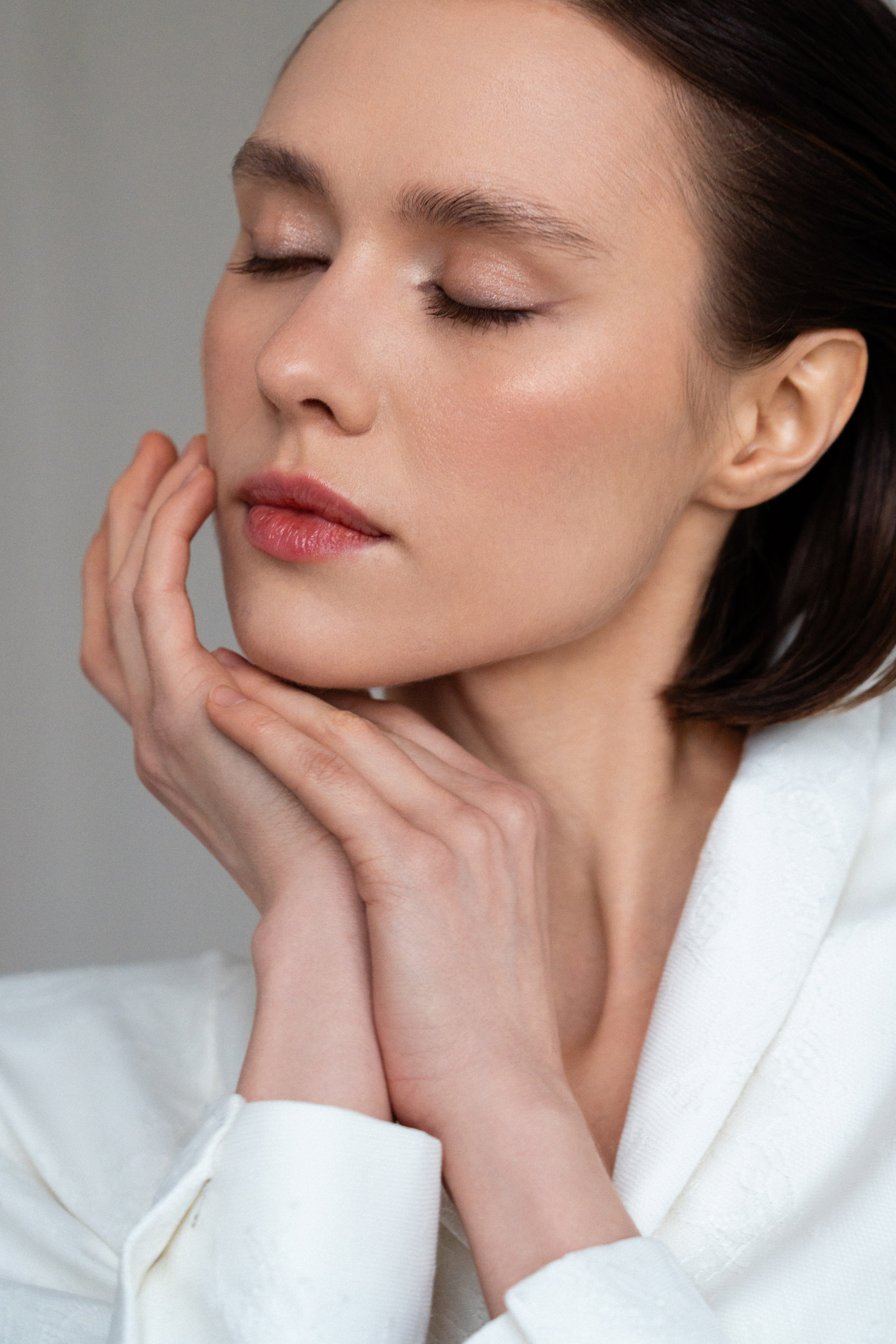 Свадебная фотосессия для пары в квартире