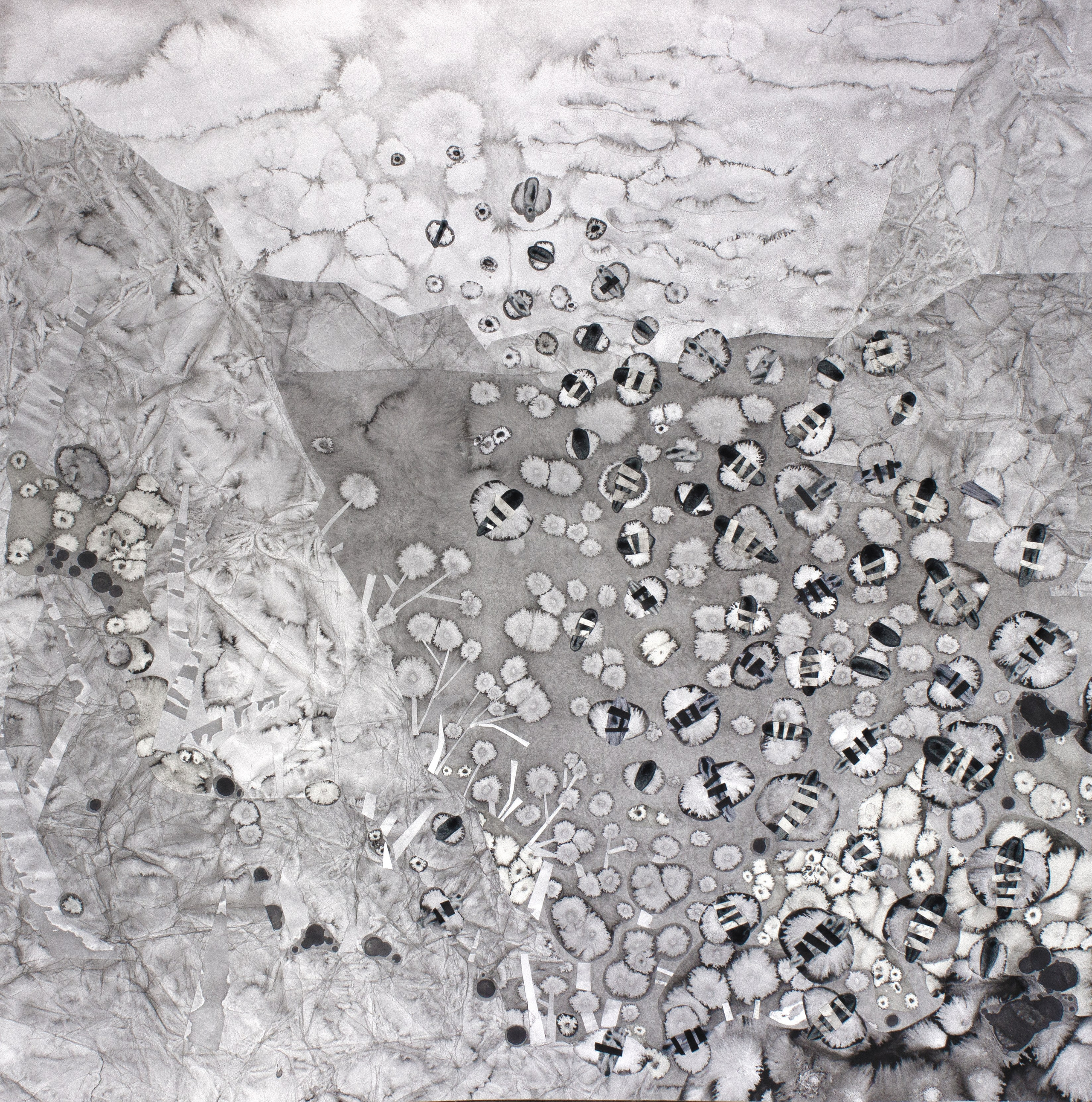 ПЧЁЛЫ НЕСУТ МЁД ЗЕВСУ СО СКЛОНОВ ГОРЫ ДИКТЫ коллаж 85х85 см 2021 г