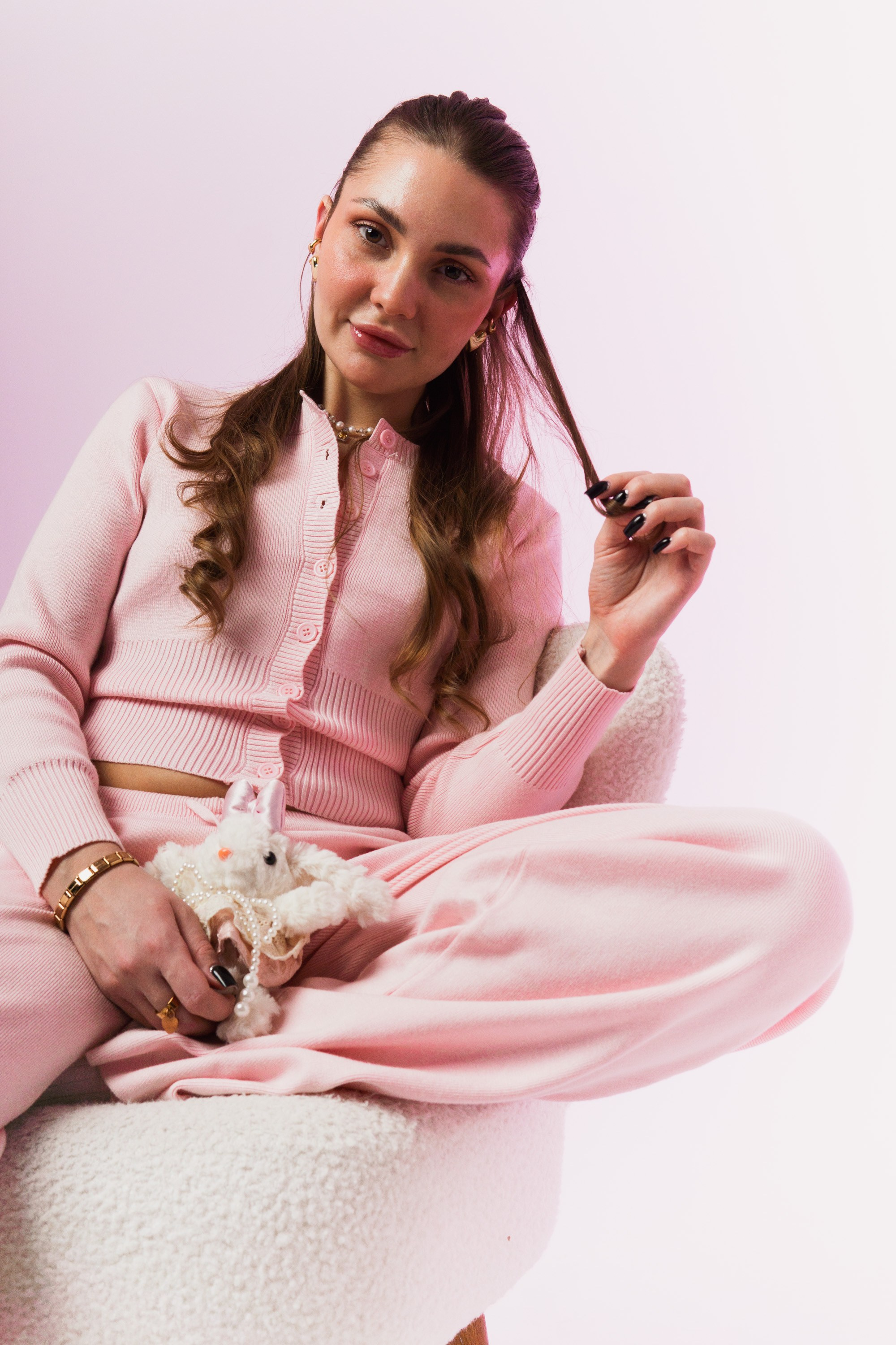 Pink look mood aesthetic