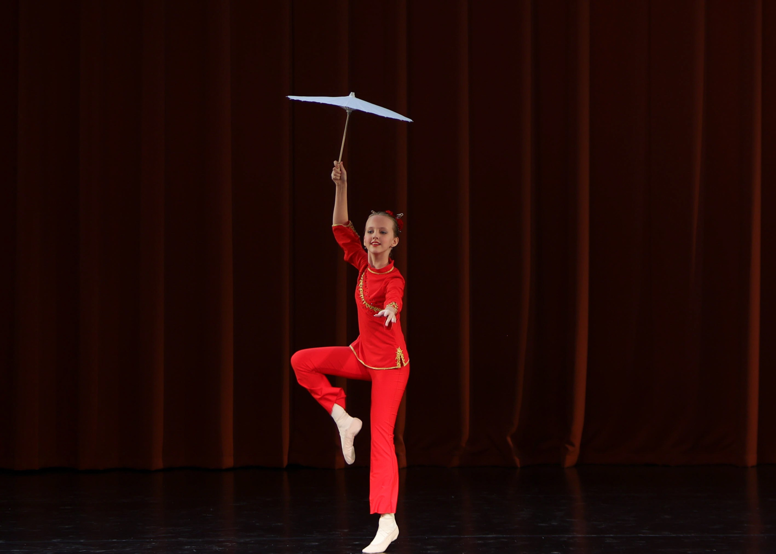 Фестиваль хореографического искусства «КУБОК ЛЕГЕНДЫ — 2025». Выпускные альбомы и школьный фотограф в Подольске, Троицке, Щербинке, Москве и Московской области