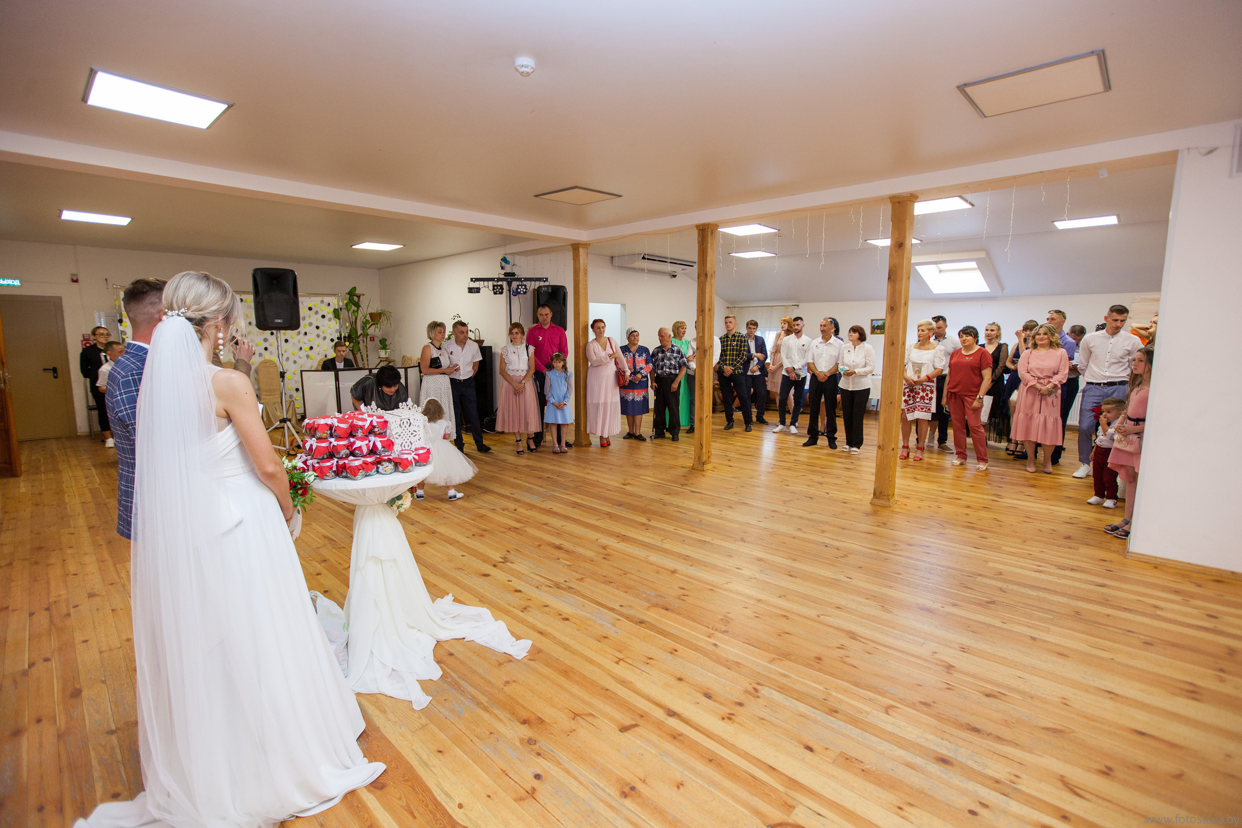 Свадебная фотосессия Нины и Александра. Свадебный фотограф в Барановичах Вячеслав Шах-Гусейнов, фотошкола