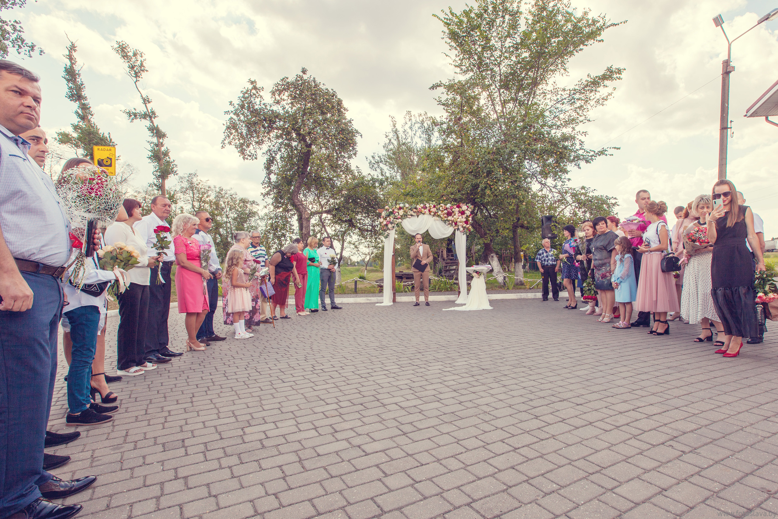 Свадебная фотосессия Нины и Александра. Свадебный фотограф в Барановичах Вячеслав Шах-Гусейнов, фотошкола