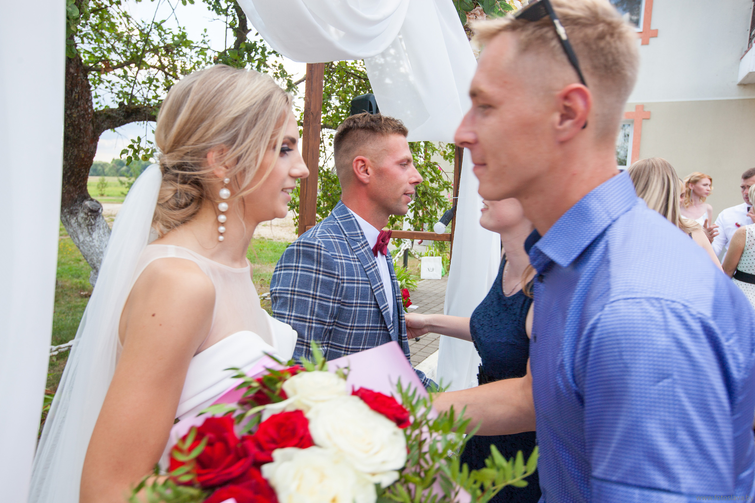 Свадебная фотосессия Нины и Александра. Свадебный фотограф в Барановичах Вячеслав Шах-Гусейнов, фотошкола