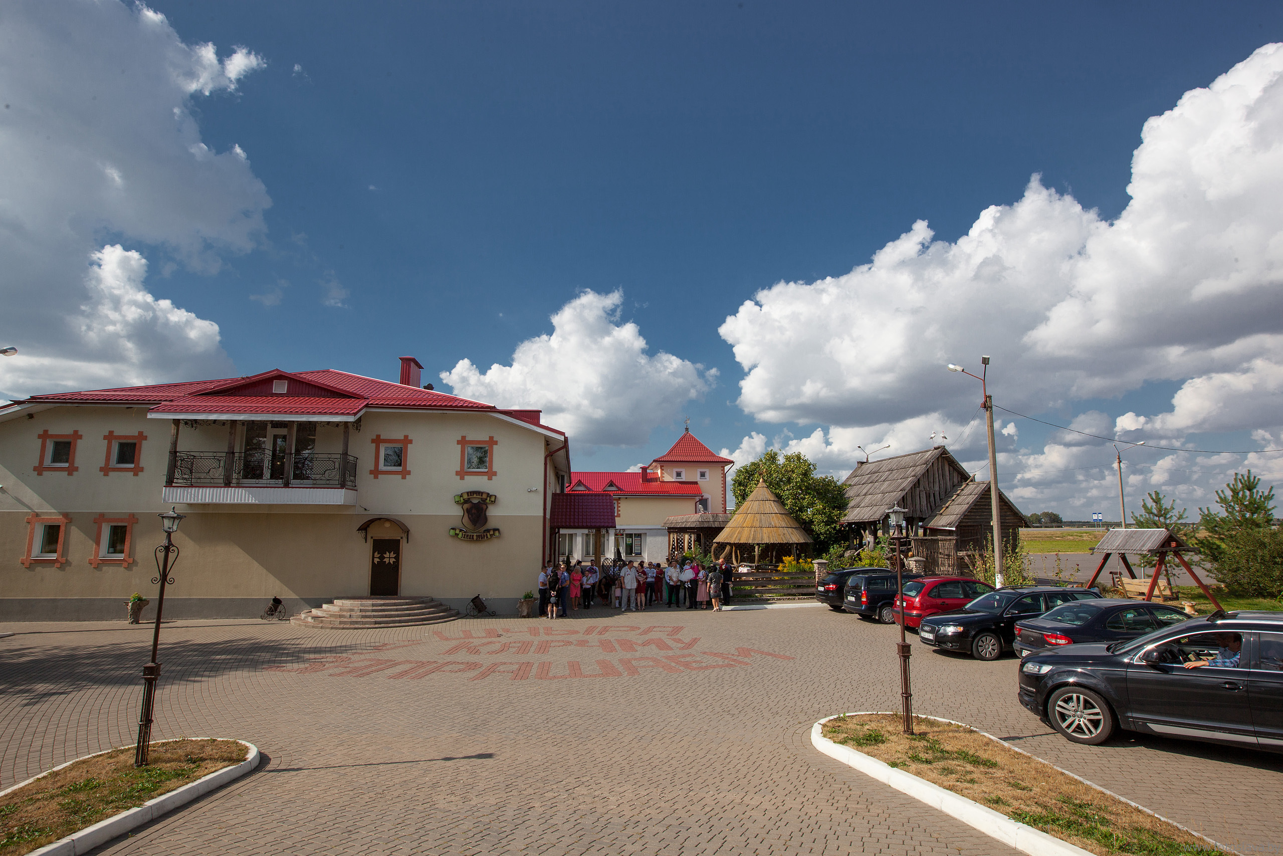 Свадебная фотосессия Нины и Александра. Свадебный фотограф в Барановичах Вячеслав Шах-Гусейнов, фотошкола