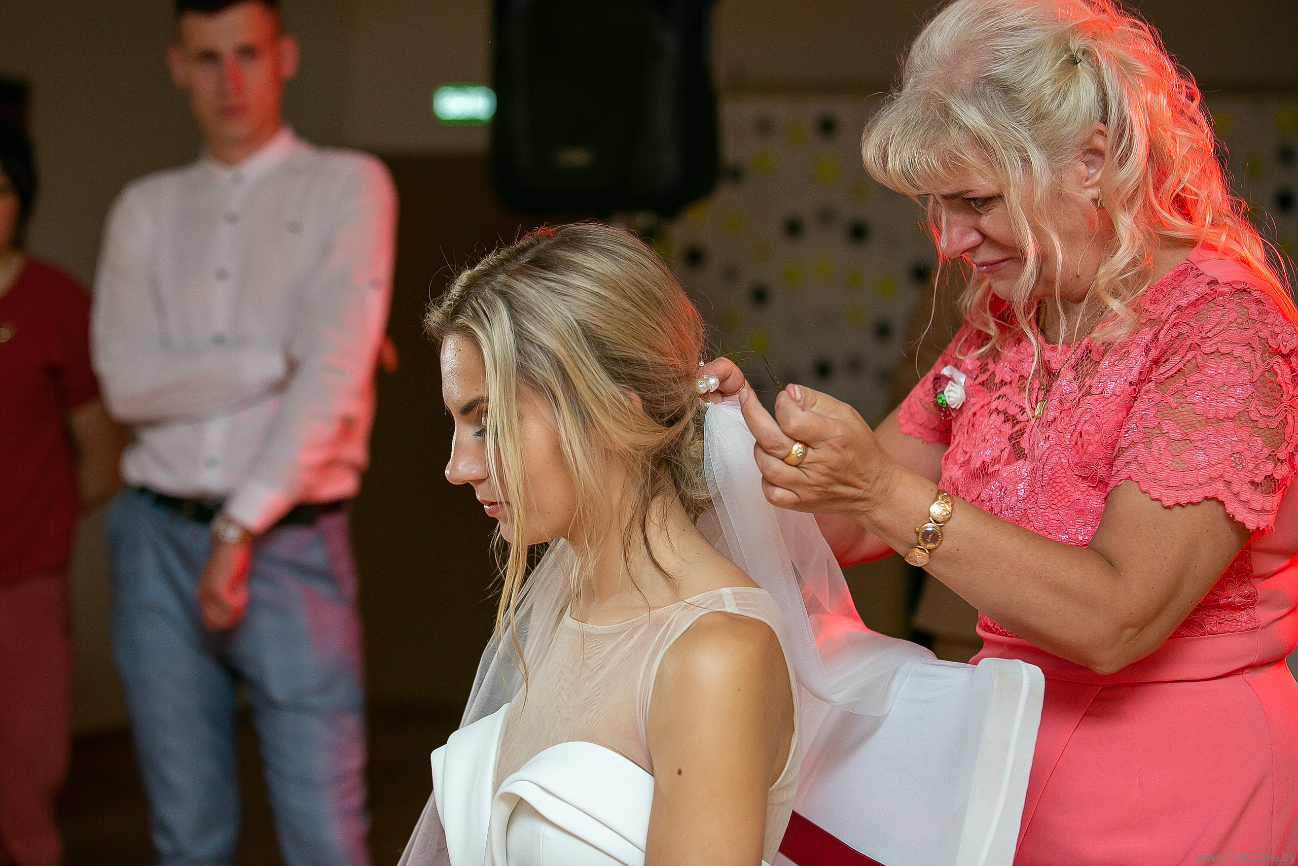 Свадебная фотосессия Нины и Александра. Свадебный фотограф в Барановичах Вячеслав Шах-Гусейнов, фотошкола