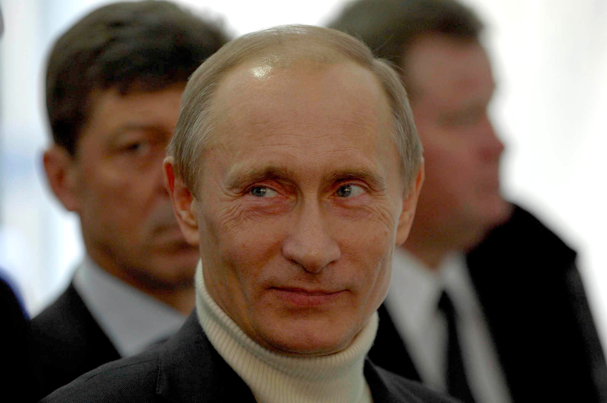 В. Путин на стройплощадке туннеля №3 совмещенной дороги Адлер - Альпика Сервис в 2009 году. Съемка для компании "Мостовик".