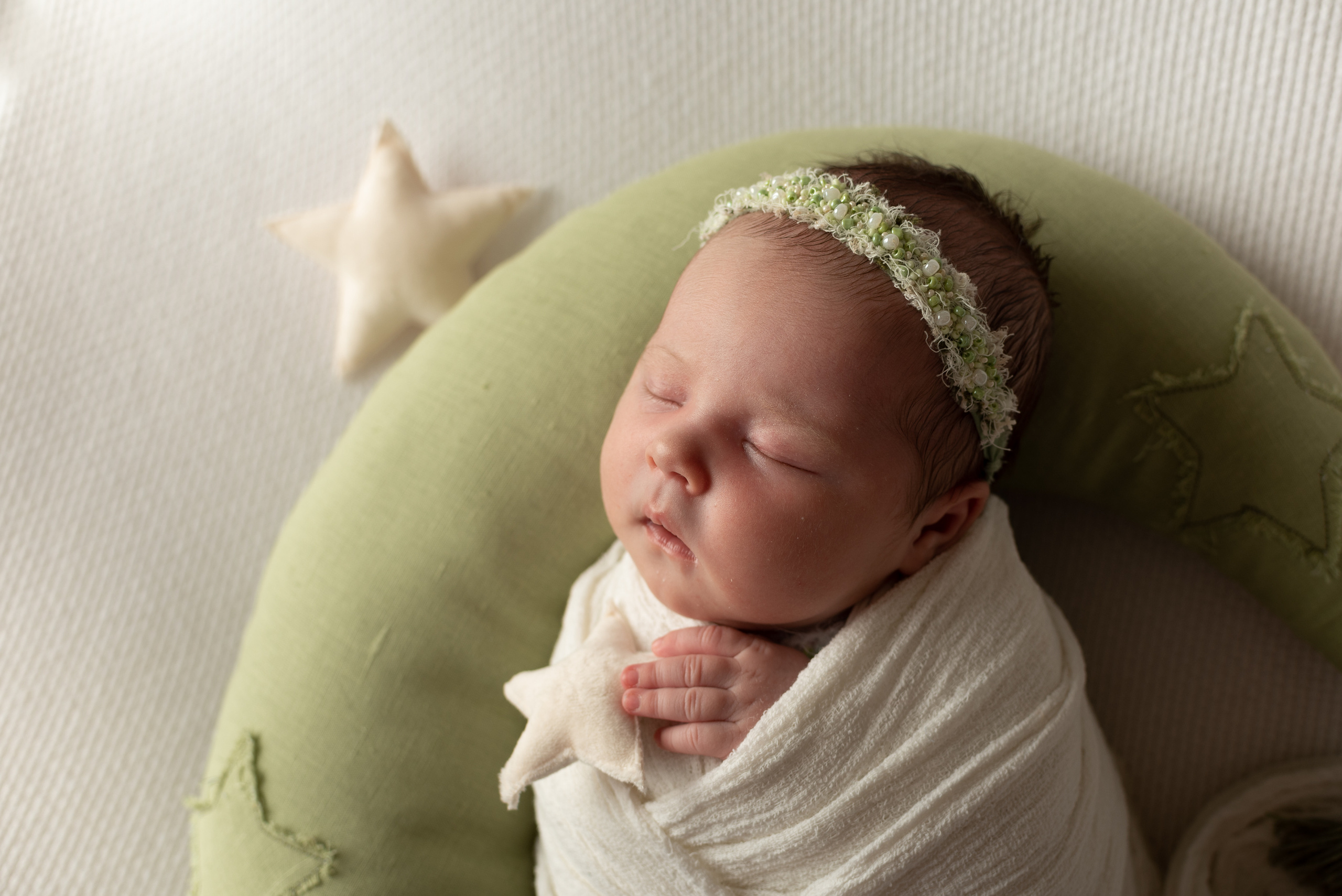 Ньюборн пакет «Крепыш» малышка Ангелина. Фотограф новорожденных в Нижневартовске Лара Курдюкова