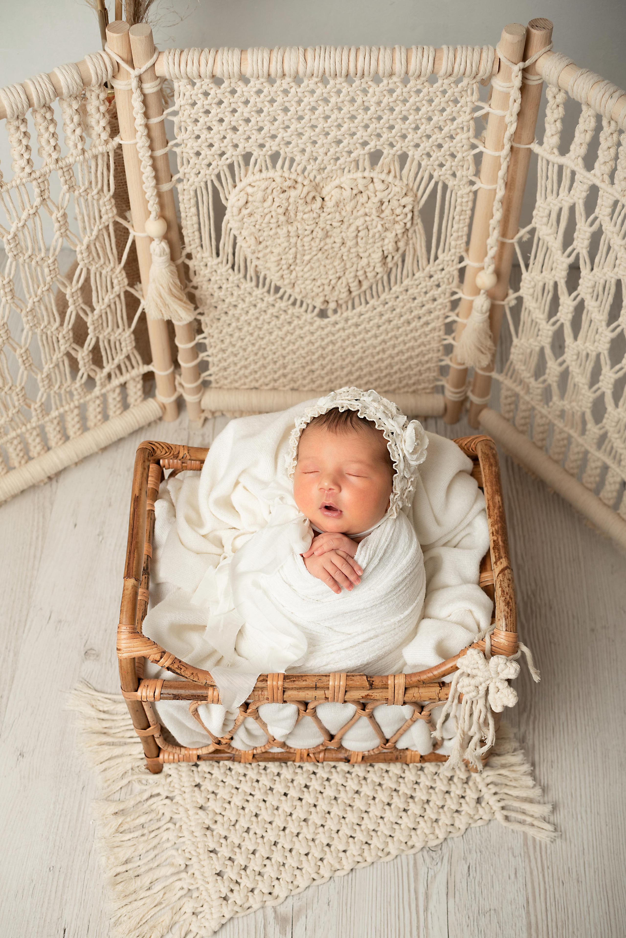 Малышка Алиса пакет Ньюборн Экспресс + кадры с родителями. Фотограф новорожденных в Нижневартовске Лара Курдюкова