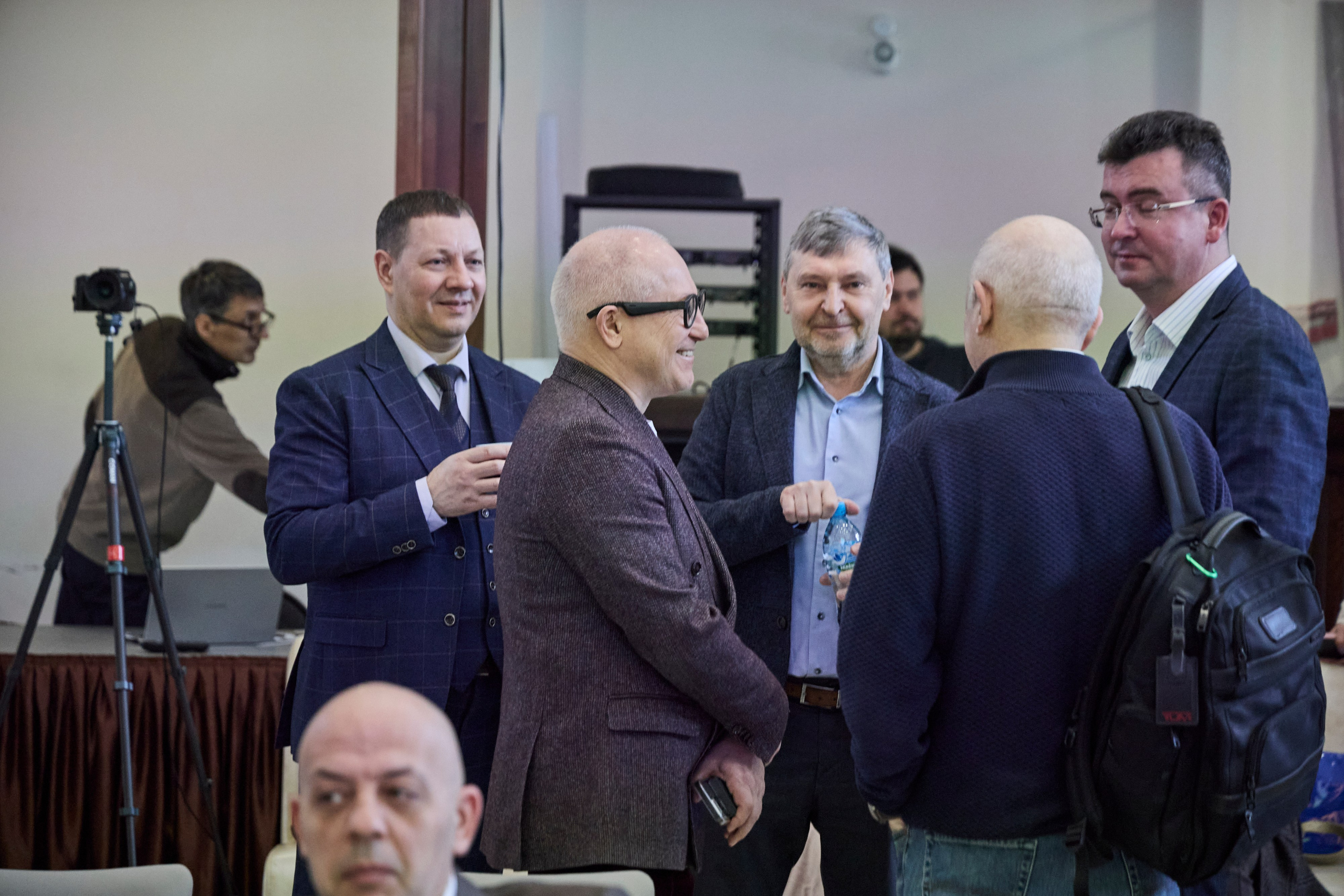 Дискуссионный клуб «Попутного ветра» | Левитановский культурный центр. Плёс. OSPhoto