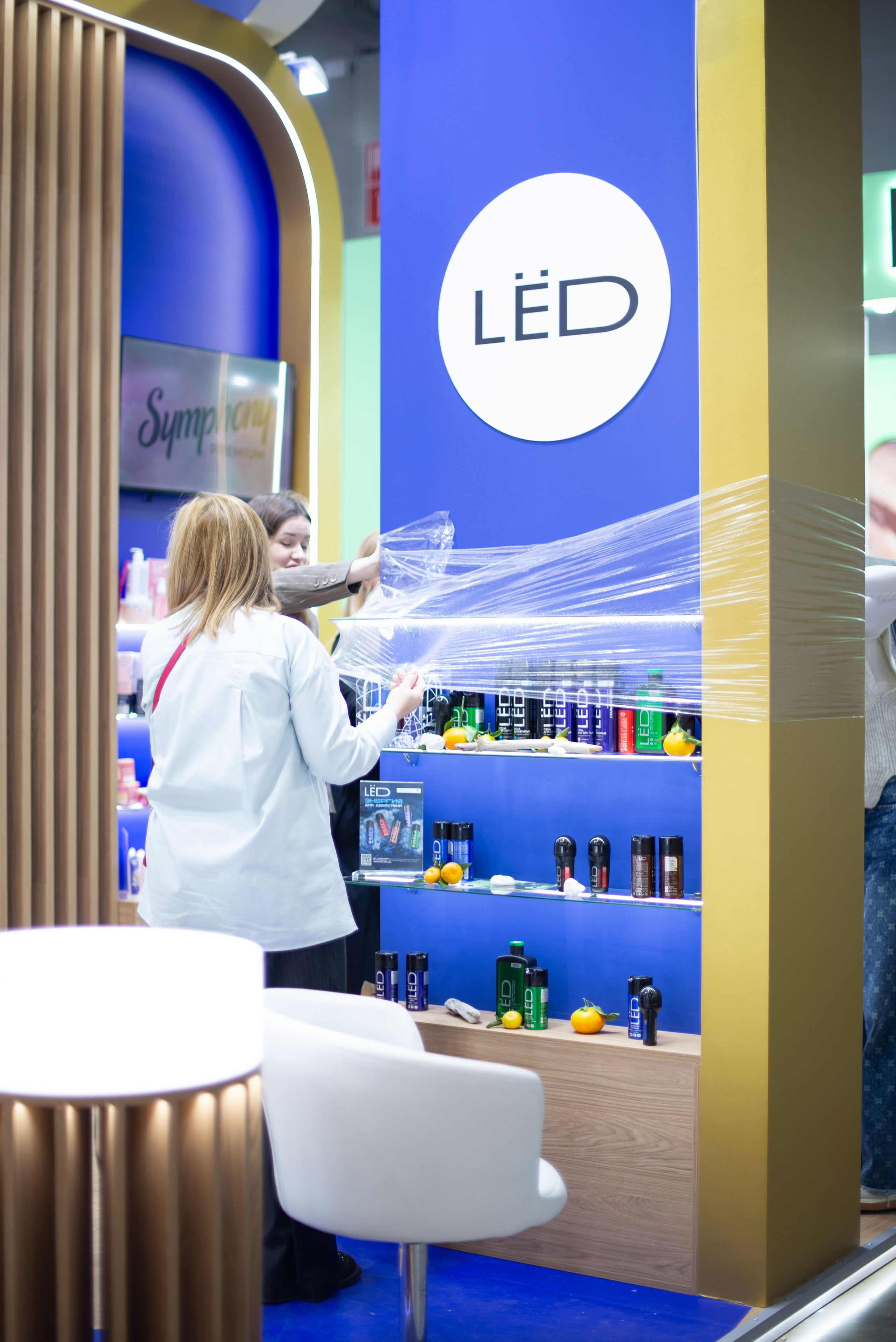 InterCHARM 2025 осень. Victoria Radjevna Репортажный Фотограф — Видеограф Москва • Санкт-Петербург