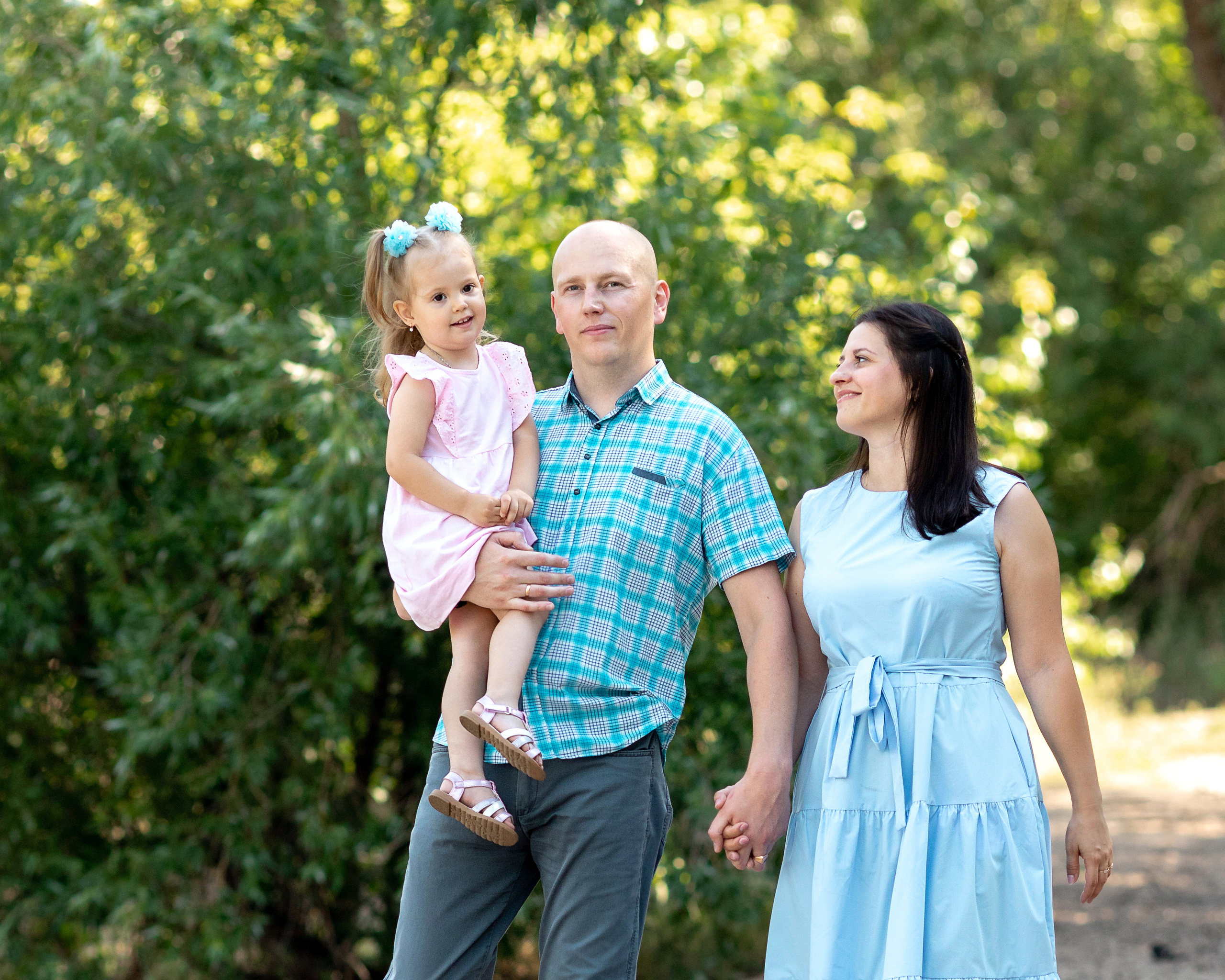 Анонсы. Фотограф Анна Телекаева, выпускные альбомы, семейные и репортажные съемки в Омске