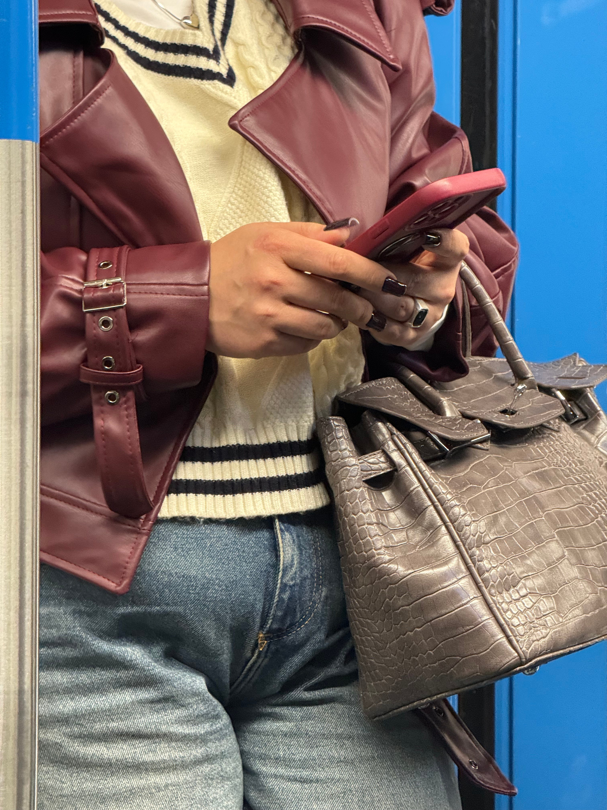 #руки_незнакомцев. Главная