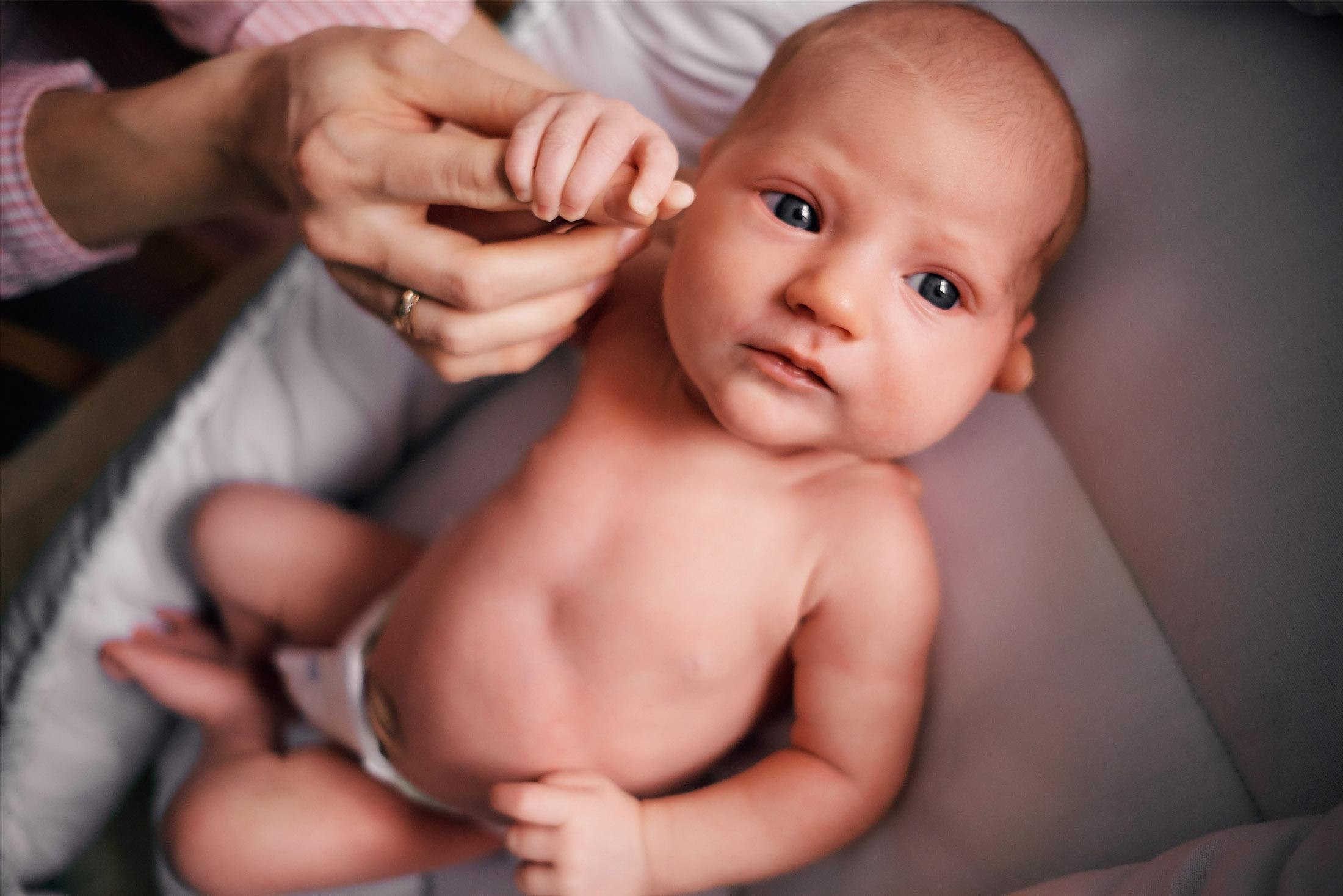 Первая домашняя фотосессия младенца. Фотограф для бизнеса Константин Брусницын в Екатеринбурге