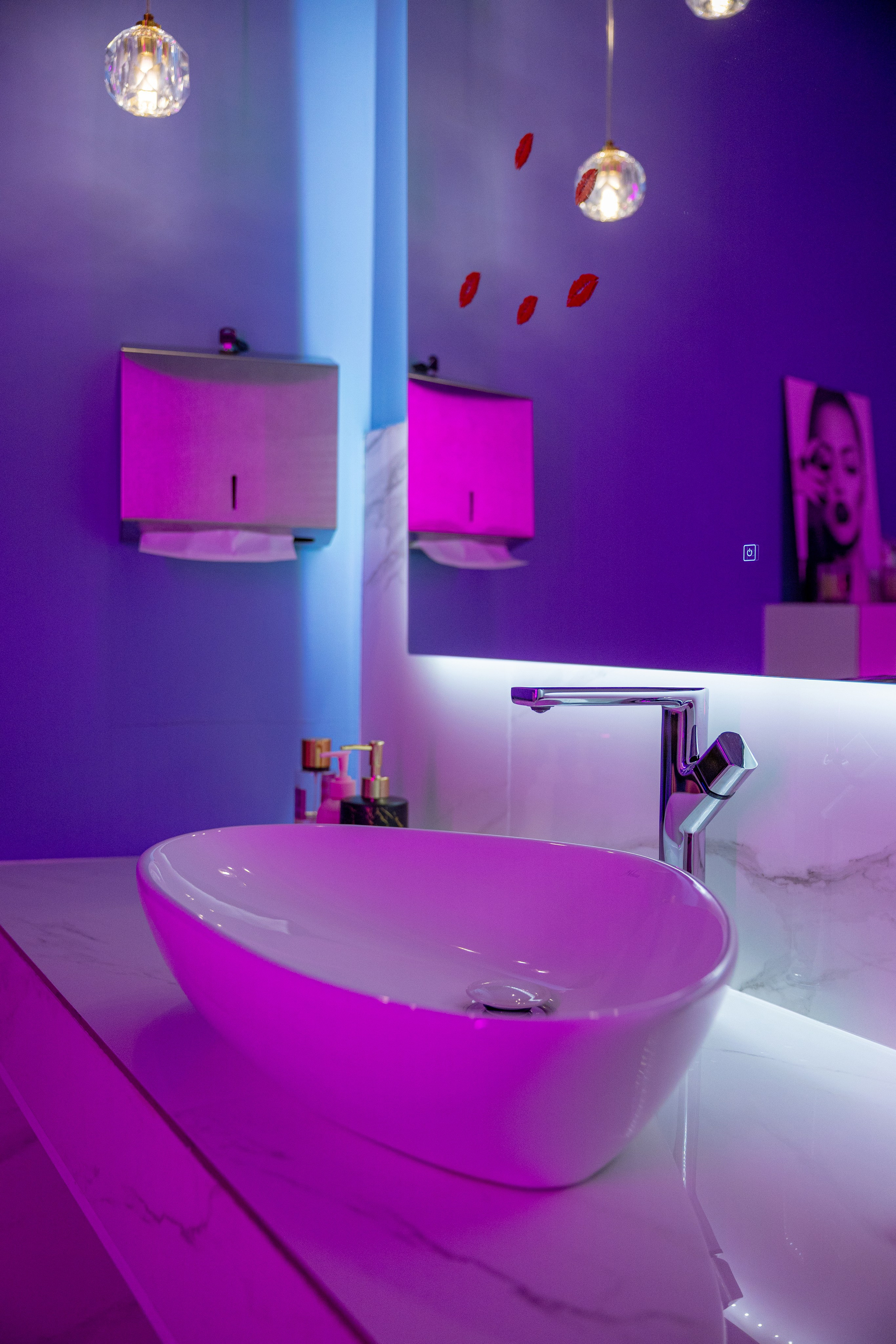 Фотосессия для студии лазерной эпиляции Cosmo Laser в СПб