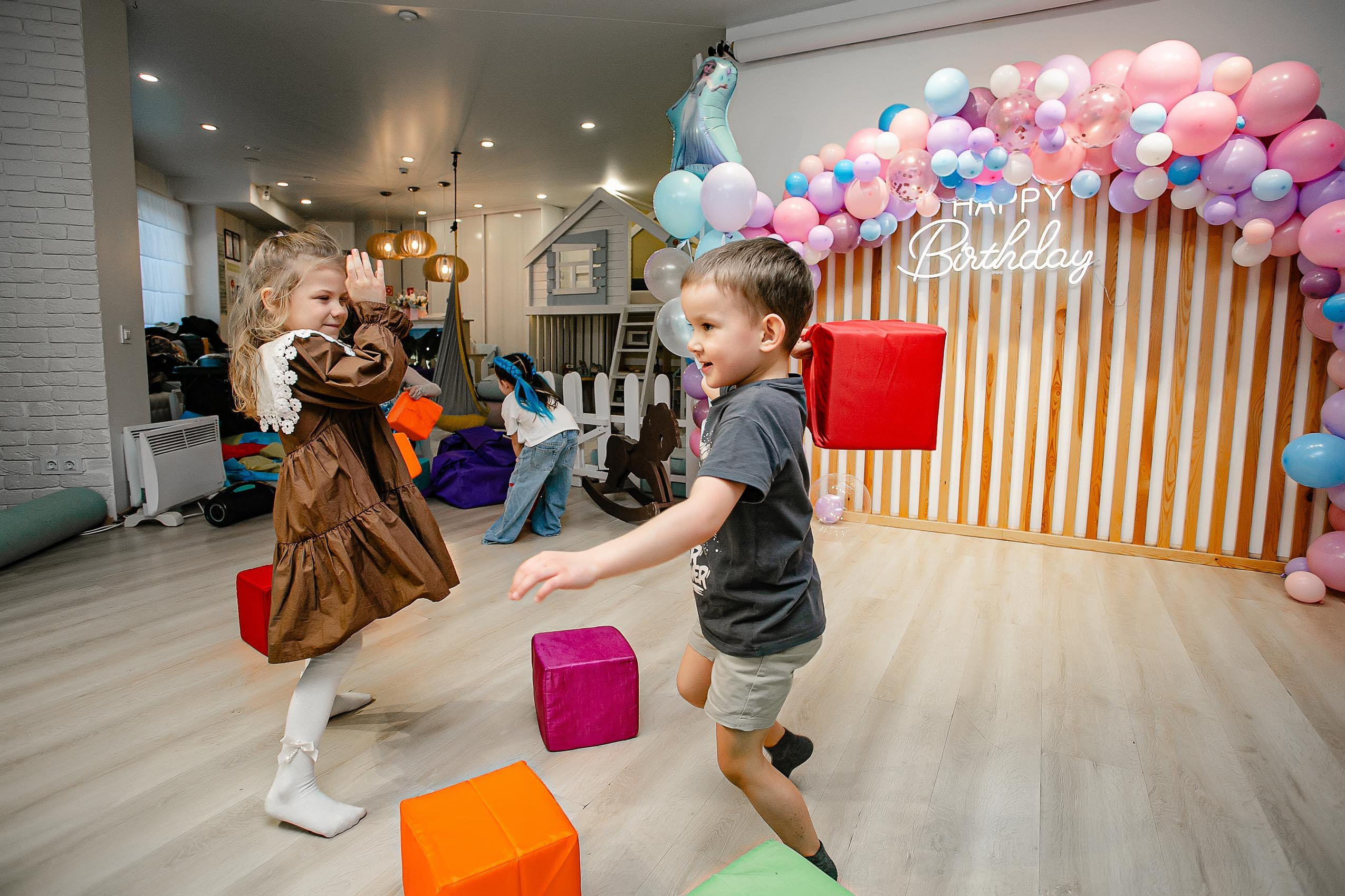 Детский фотограф Александр Степанов Владивосток. Владивосток семейный фотограф Александр Степанов