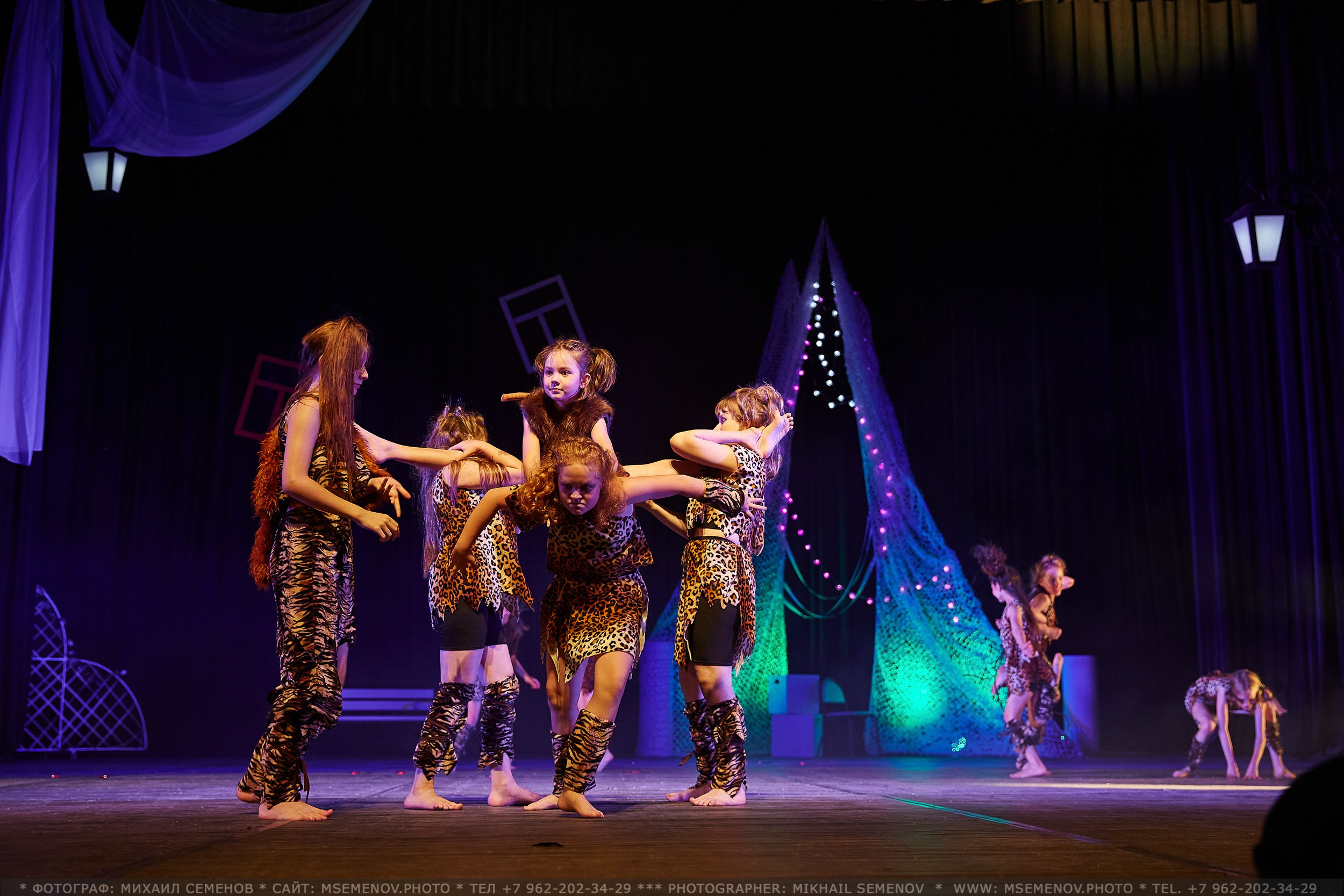 АНОНС фоторепортажа «Танцуй вопреки…» Танцевальный клуб «Априори». Фотограф, фотопроекты Михаила Семенова в Ярославле. Фотошкола