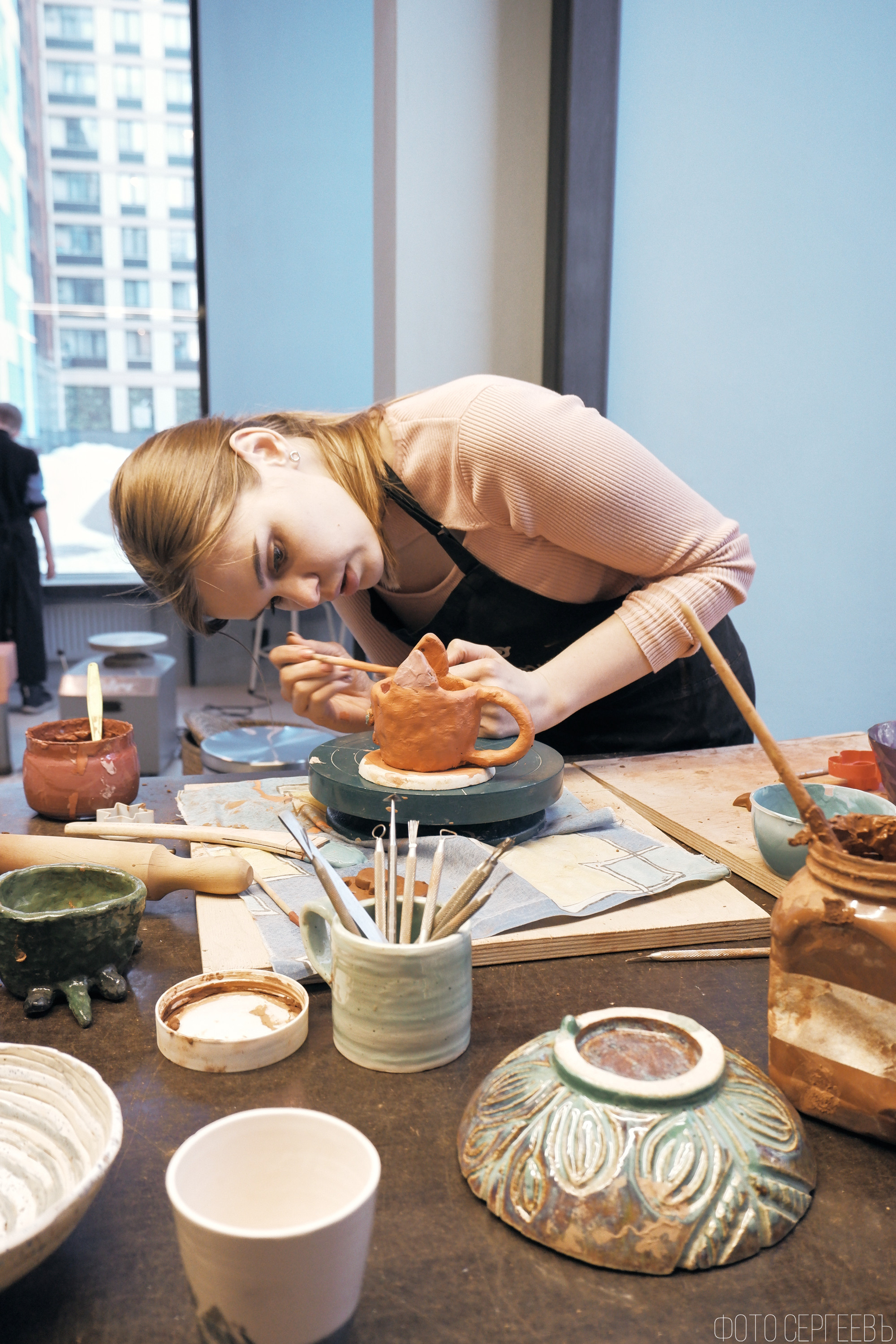 Дом искусства «Котинга». Фотографъ Сергѣевъ. Поймать мгновеніе
