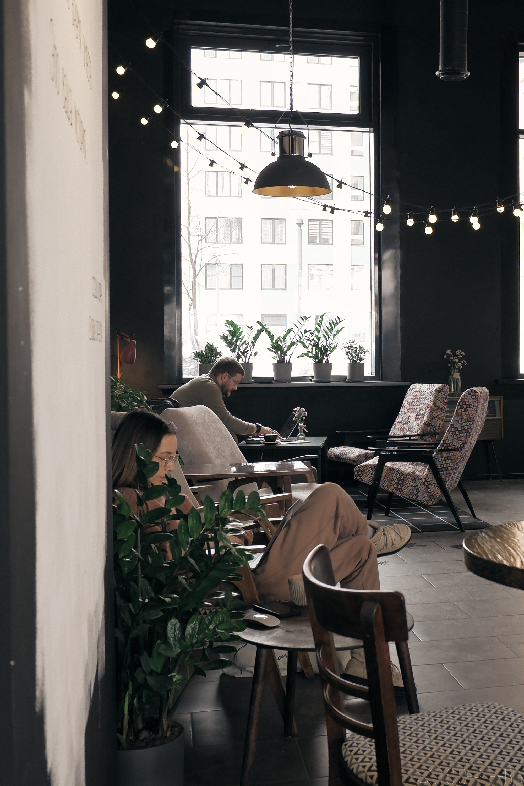 «Соседи Кофе». Микрогород в Лесу. Фотографъ Сергѣевъ. Поймать мгновеніе