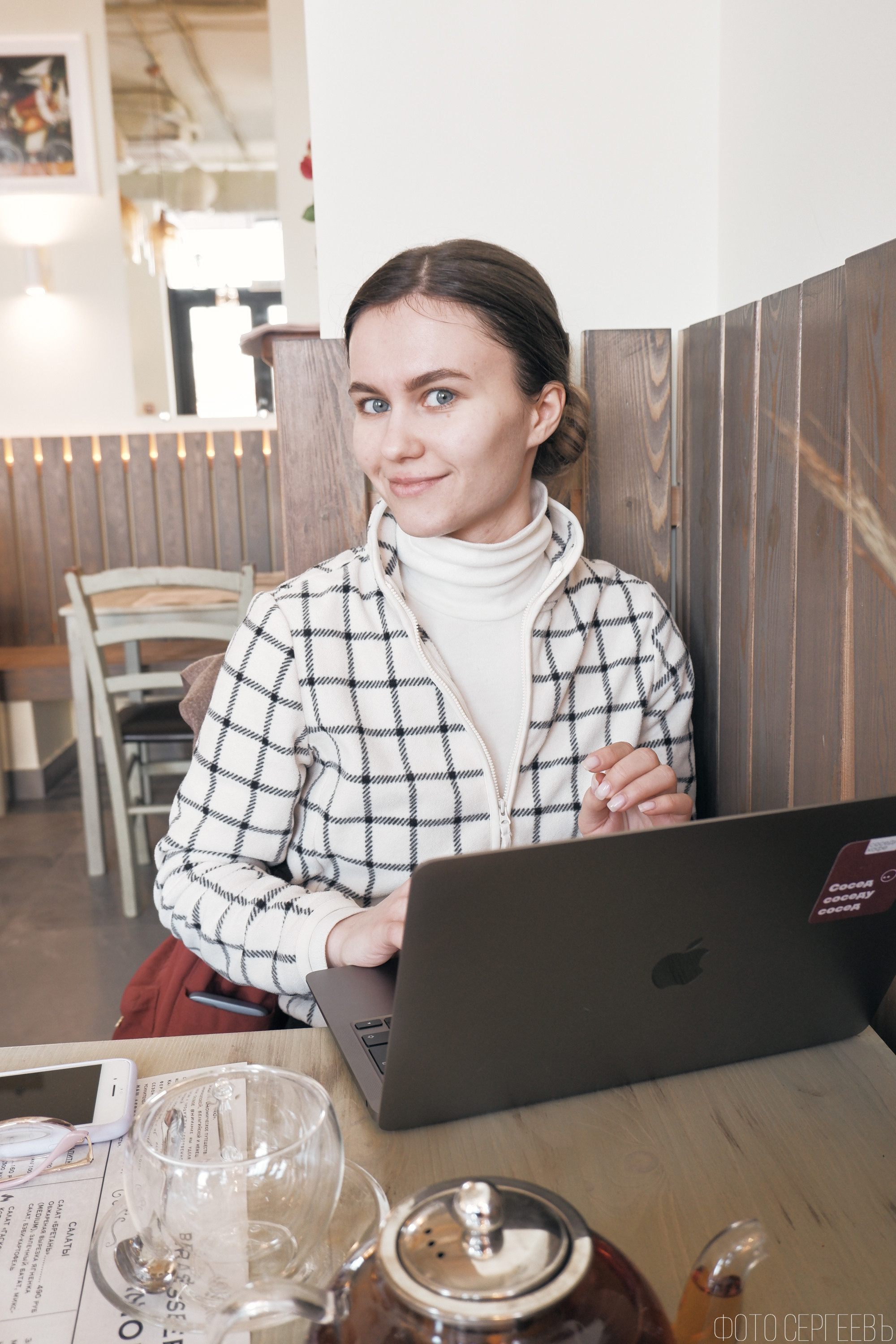 Кафе Ресторан Митино Отрадное Пятницкое шоссе Брассери GranORO. Fujifilm X-A5 XC15-45mm