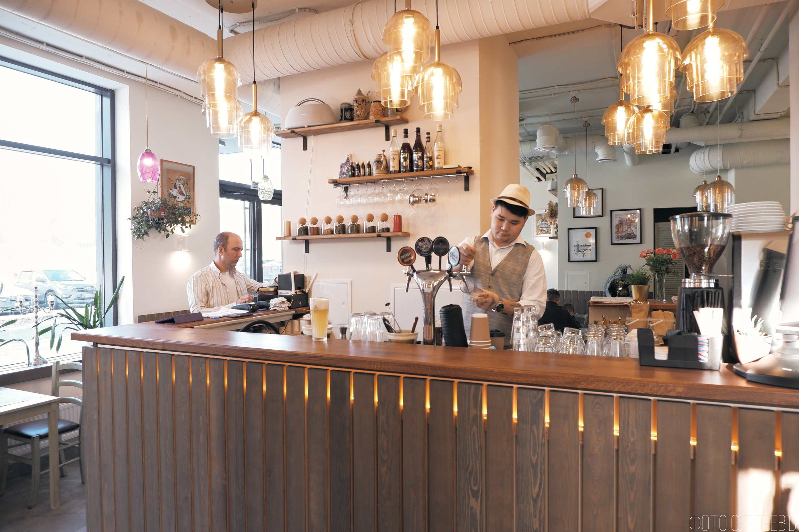 Кафе Ресторан Митино Отрадное Пятницкое шоссе Брассери GranORO. Fujifilm X-A5 XC15-45mm